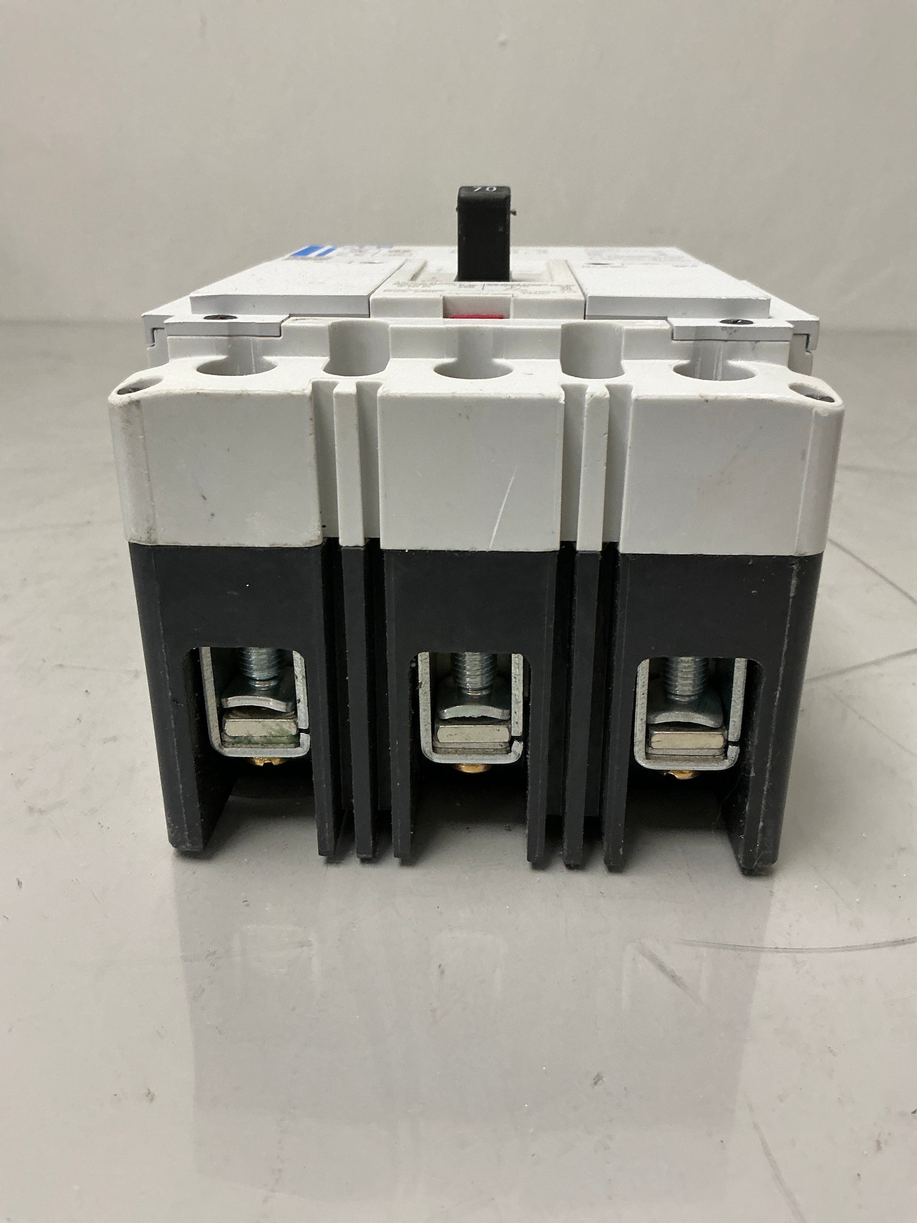 New Eaton PDG23M0070TFFL 3 Pole, 70 Amps, 480 Volts Circuit Breaker