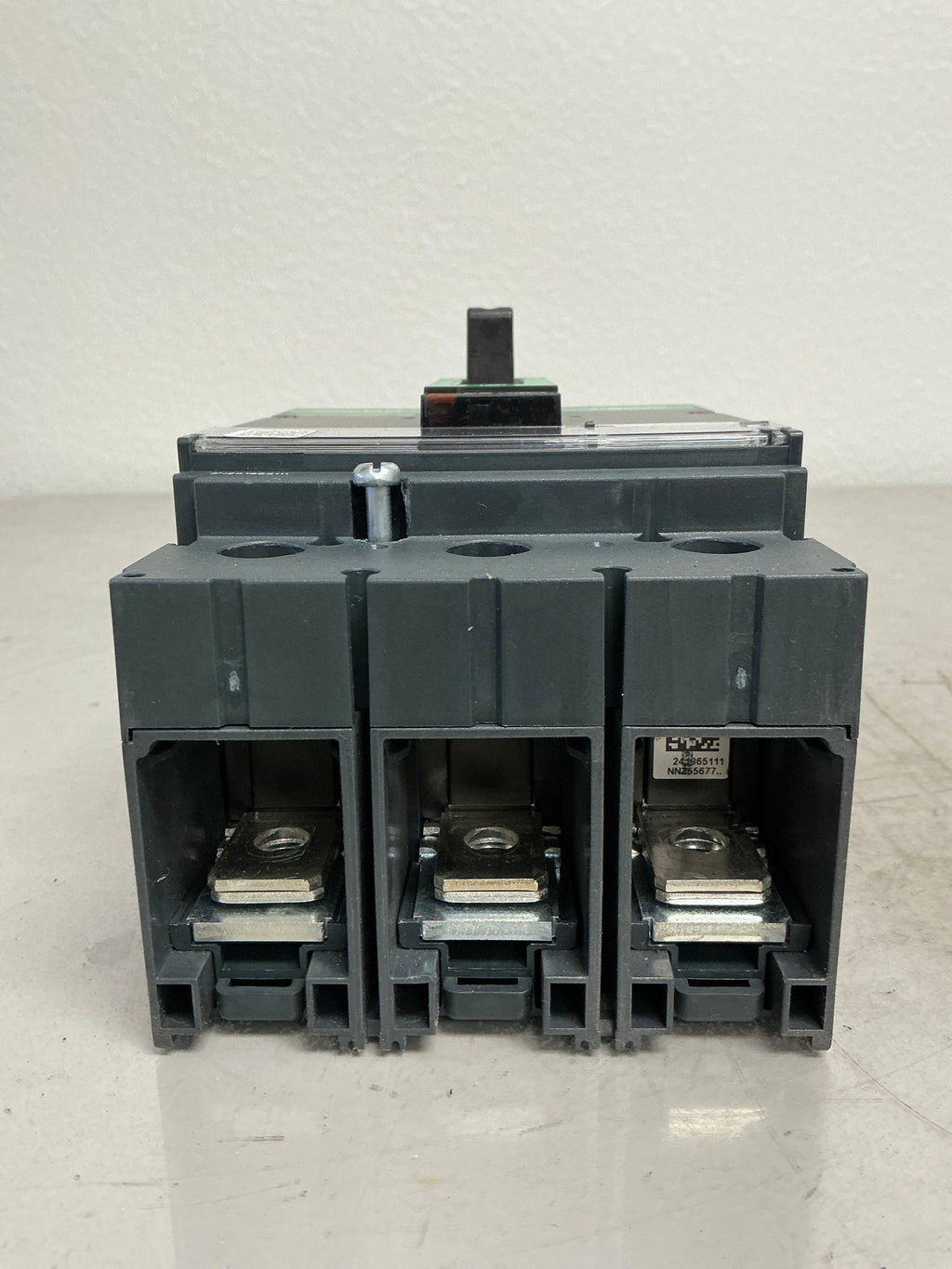 New Square D JDM36250U31X 3 Pole, 250 Amps, 600 Volts Powerpact Circuit