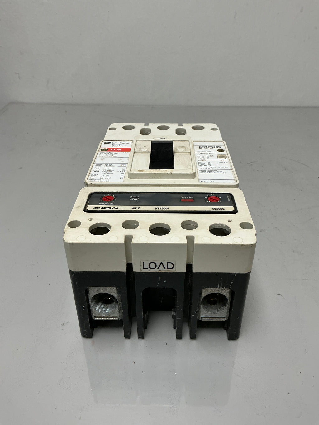 Used Cutler-Hammer KD2400 2 Pole, 400 Amps, 600 Volts, Circuit Breaker