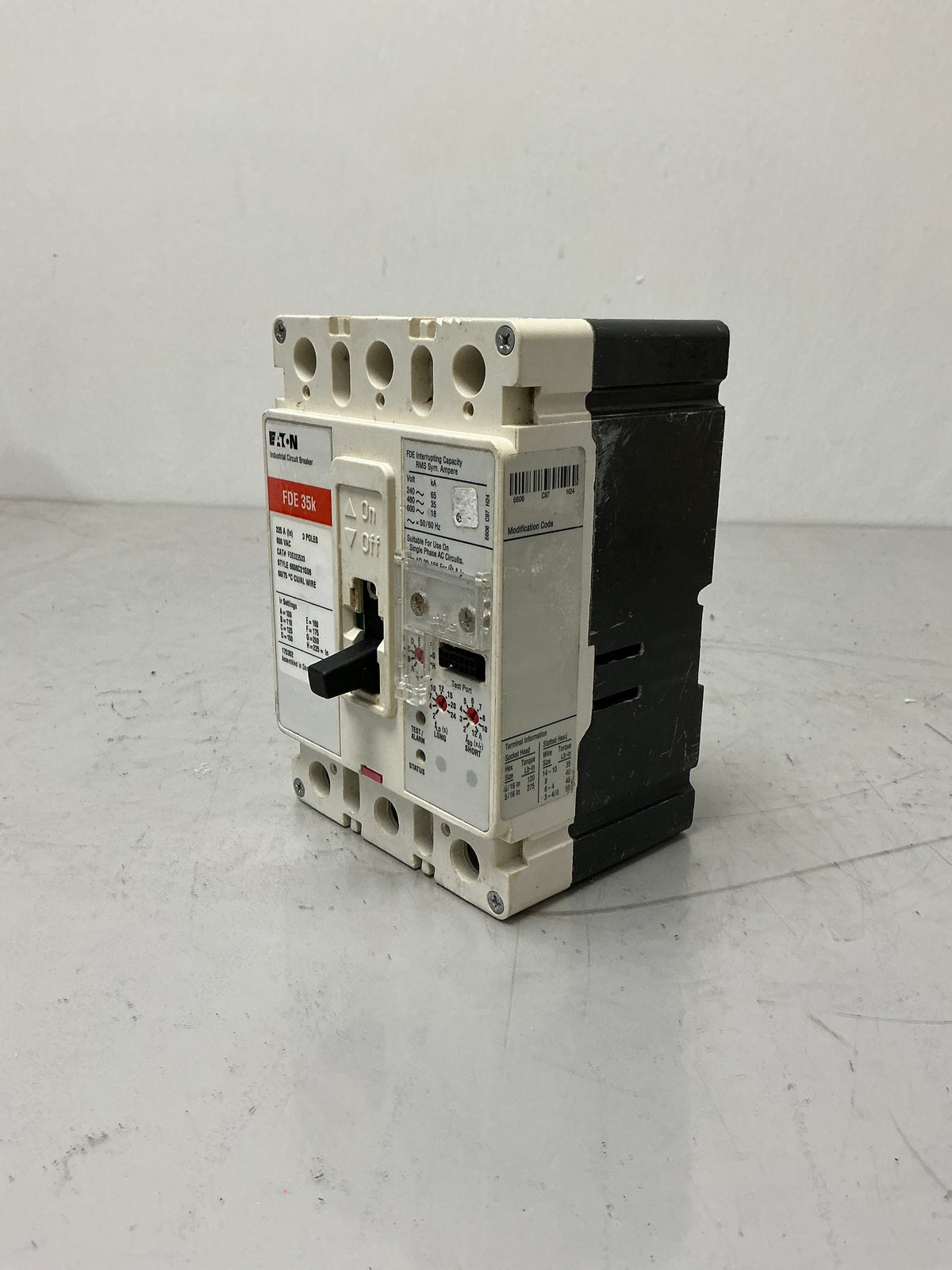 Used Eaton FDE322533 3 Pole, 225 Amps, 600 Volts, Circuit Breaker