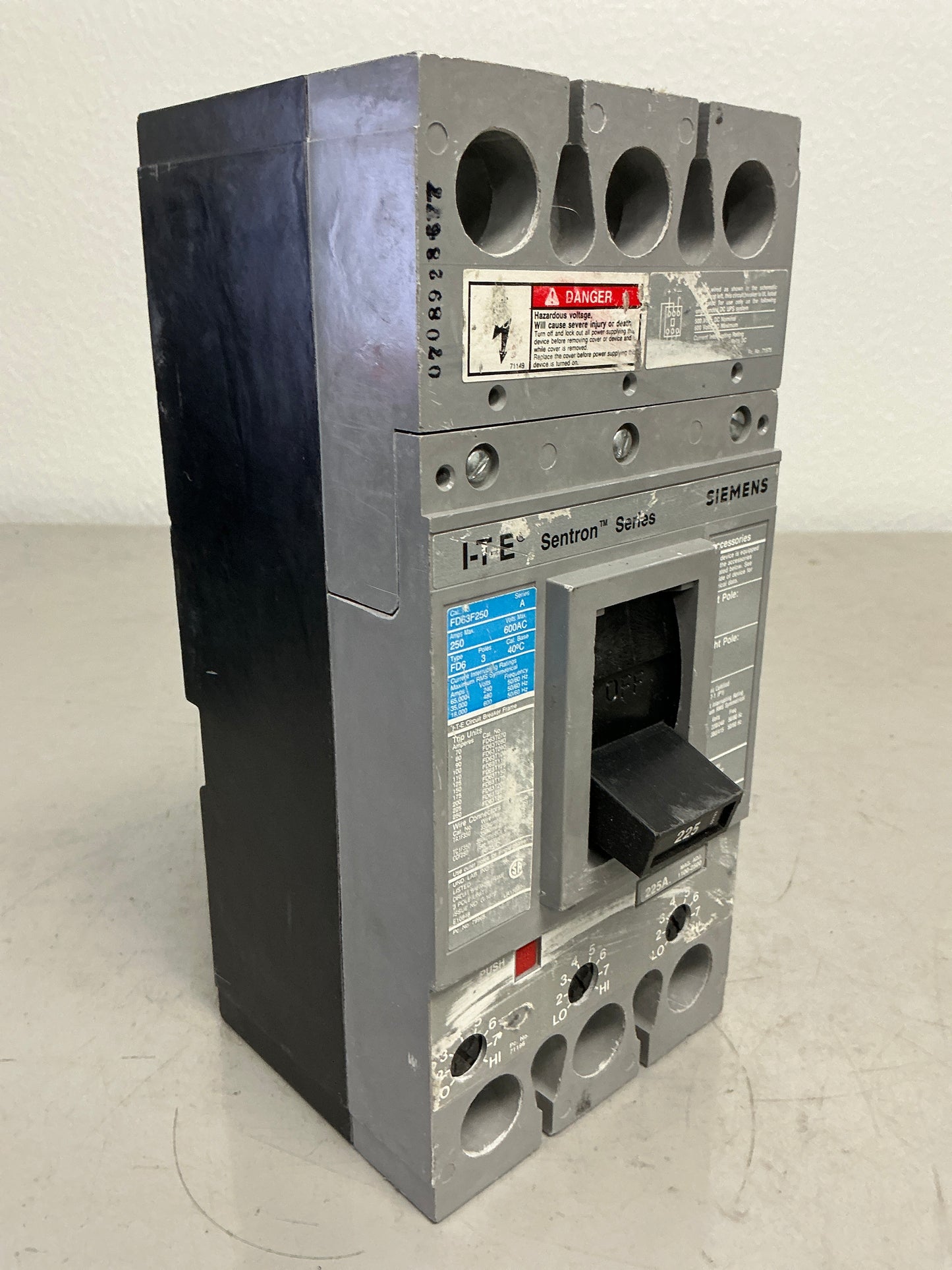 Used Siemens FD63B225, 225 Amps, 3 Pole, 600 Volts