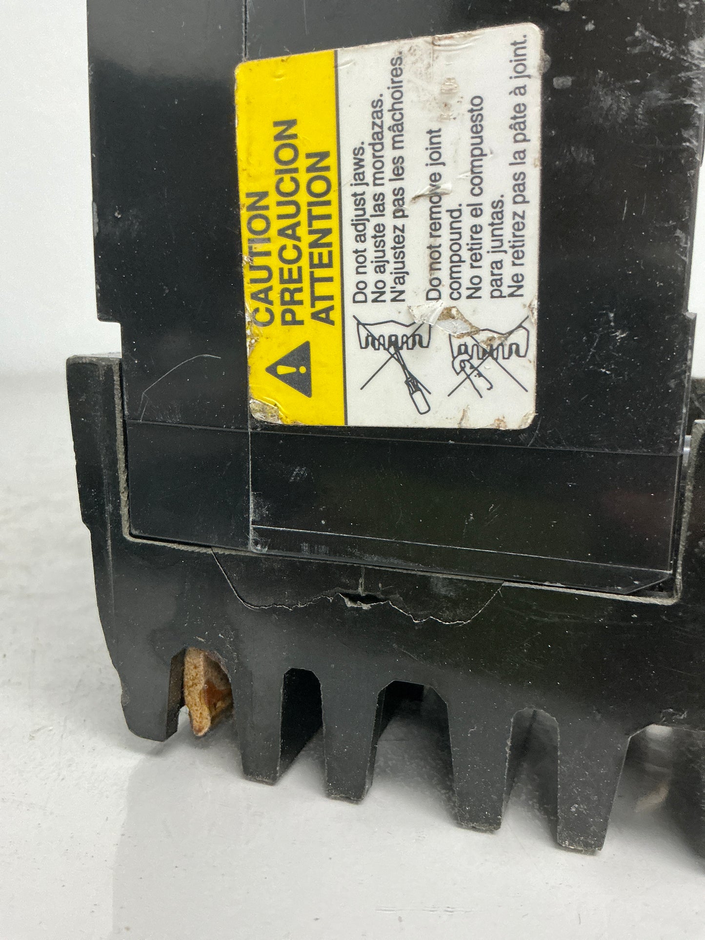 *CHIPPED* Used Square D QBA222002 2 Pole, 200 Amps, 240 Volt