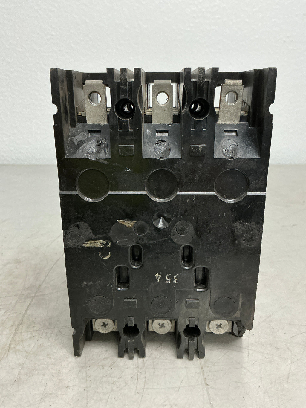*CHIPPED* Used TED134070 3 Pole, 70 Amps, 480 Volts Circuit Breaker