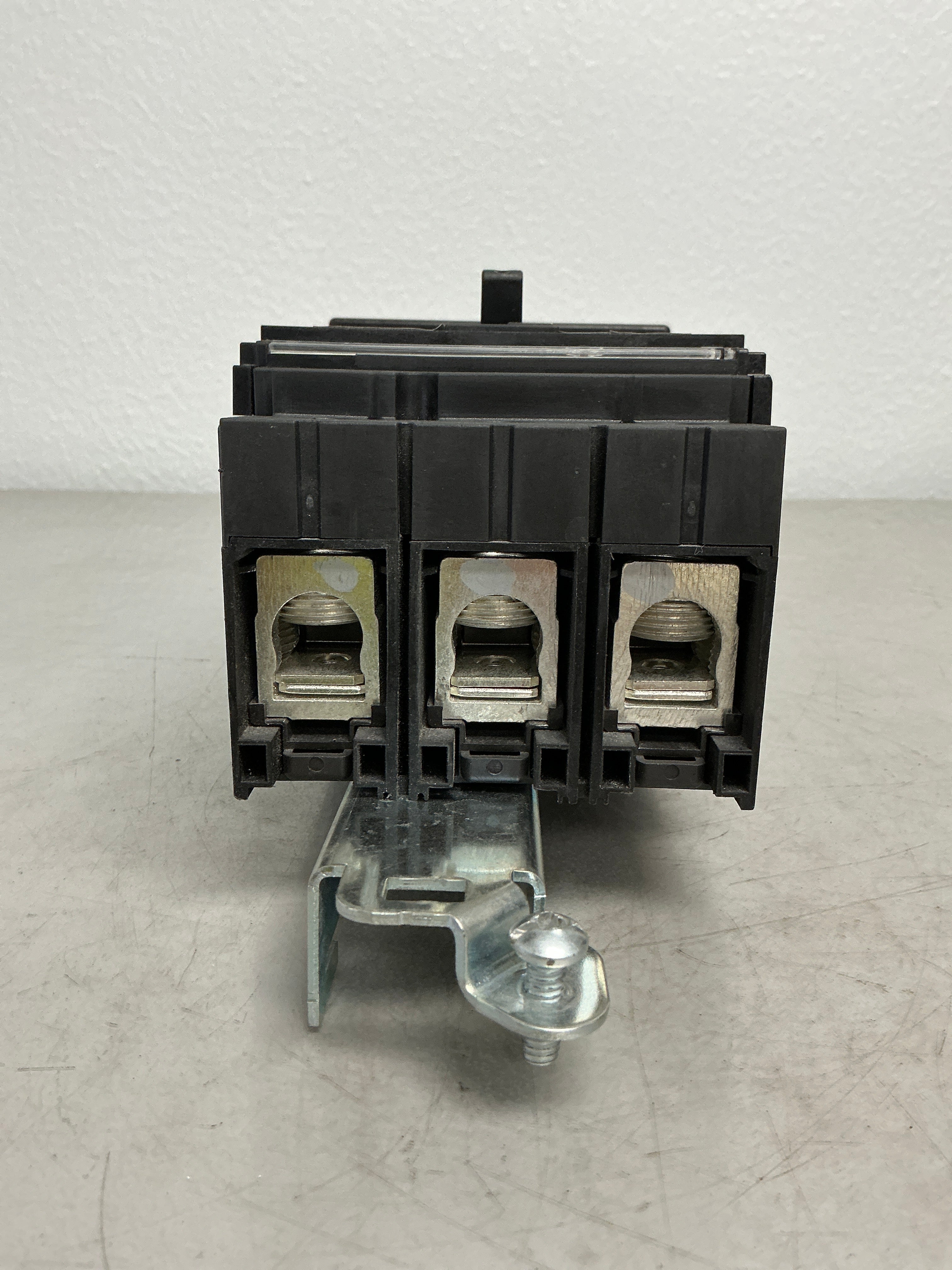 Used Square D JLA36250U31X 3 Pole, 250 Amps, 600 Volts