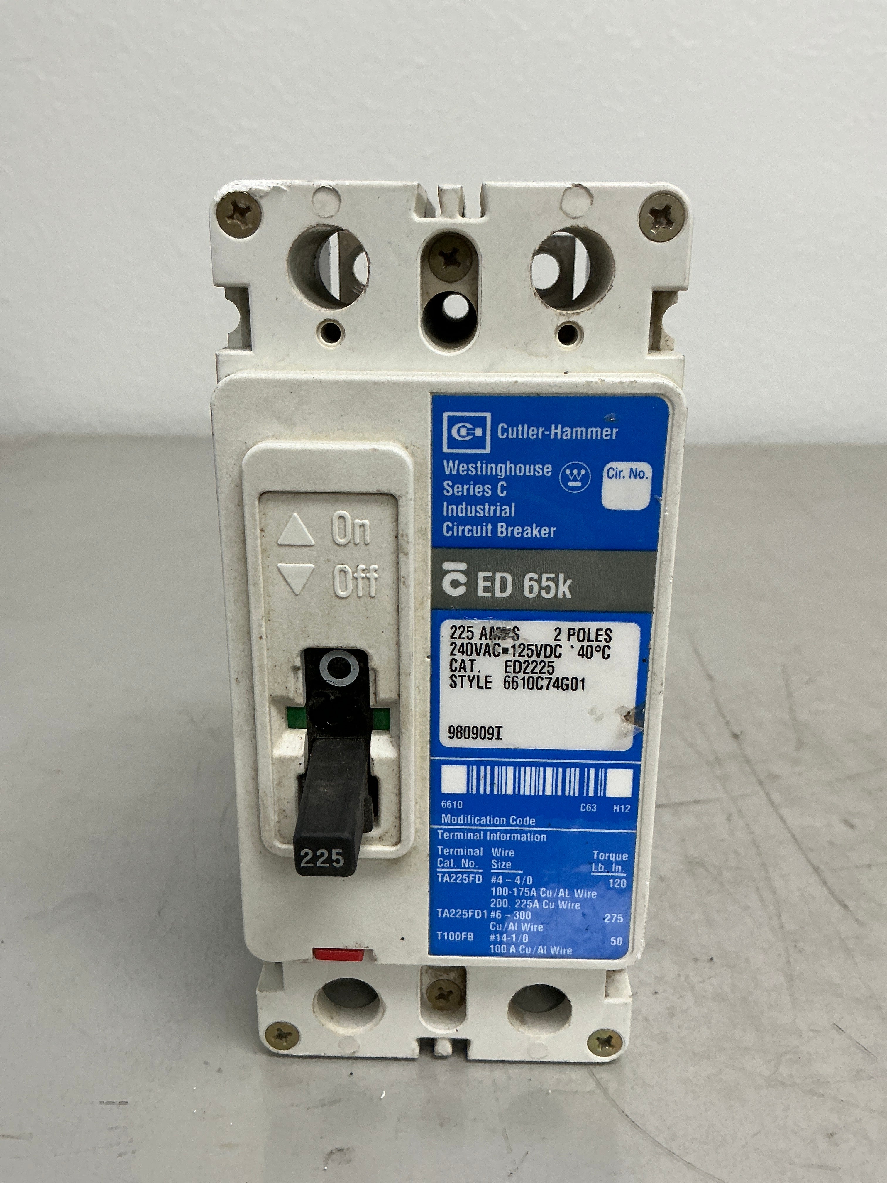 Used ED2225 2 Poles, 225 Amps, 240 Volts