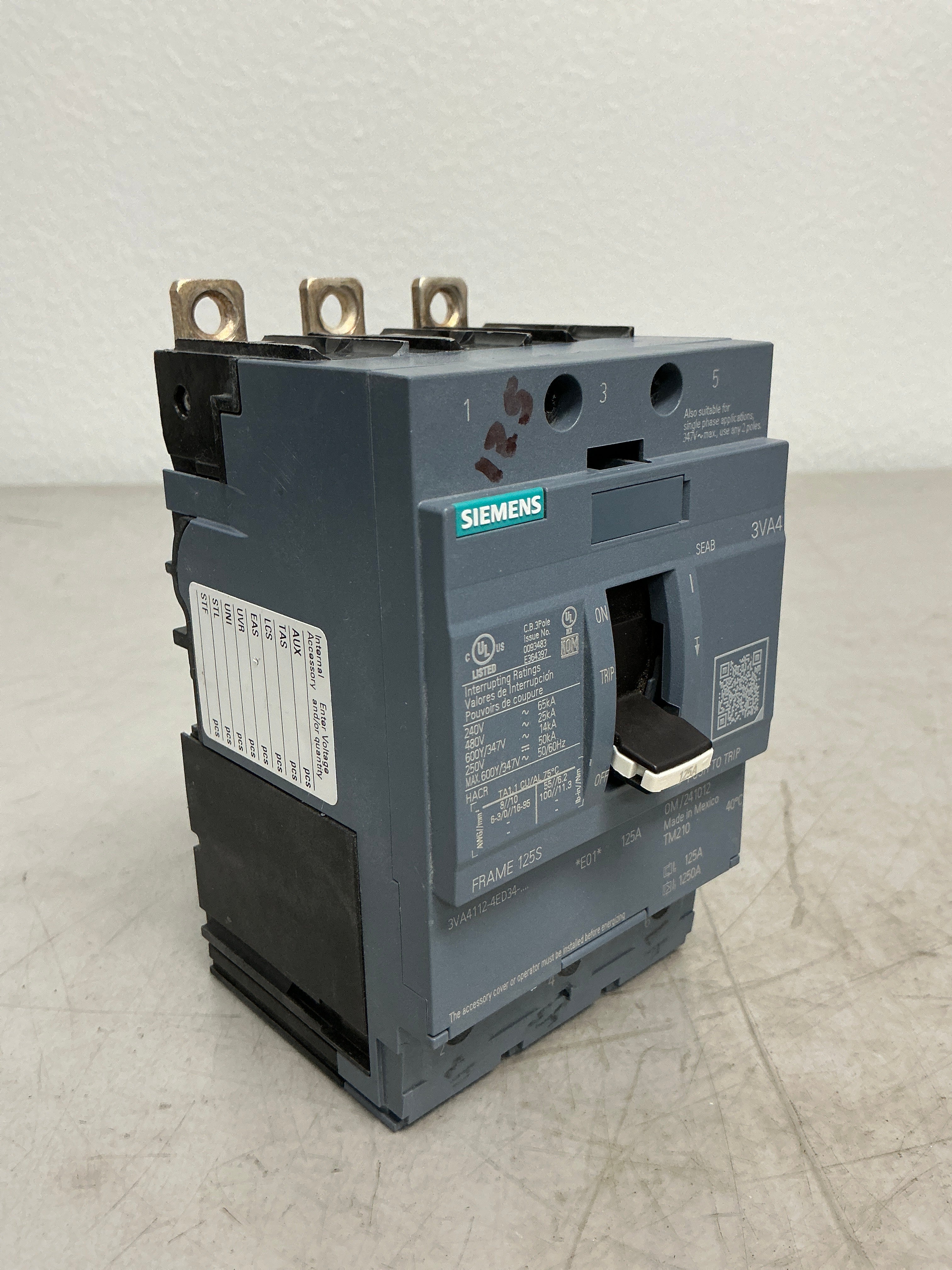 Used Siemens 3VA4112-4ED34-0AA0 3 Pole, 125 Amps, 480 Volts Circuit Breaker