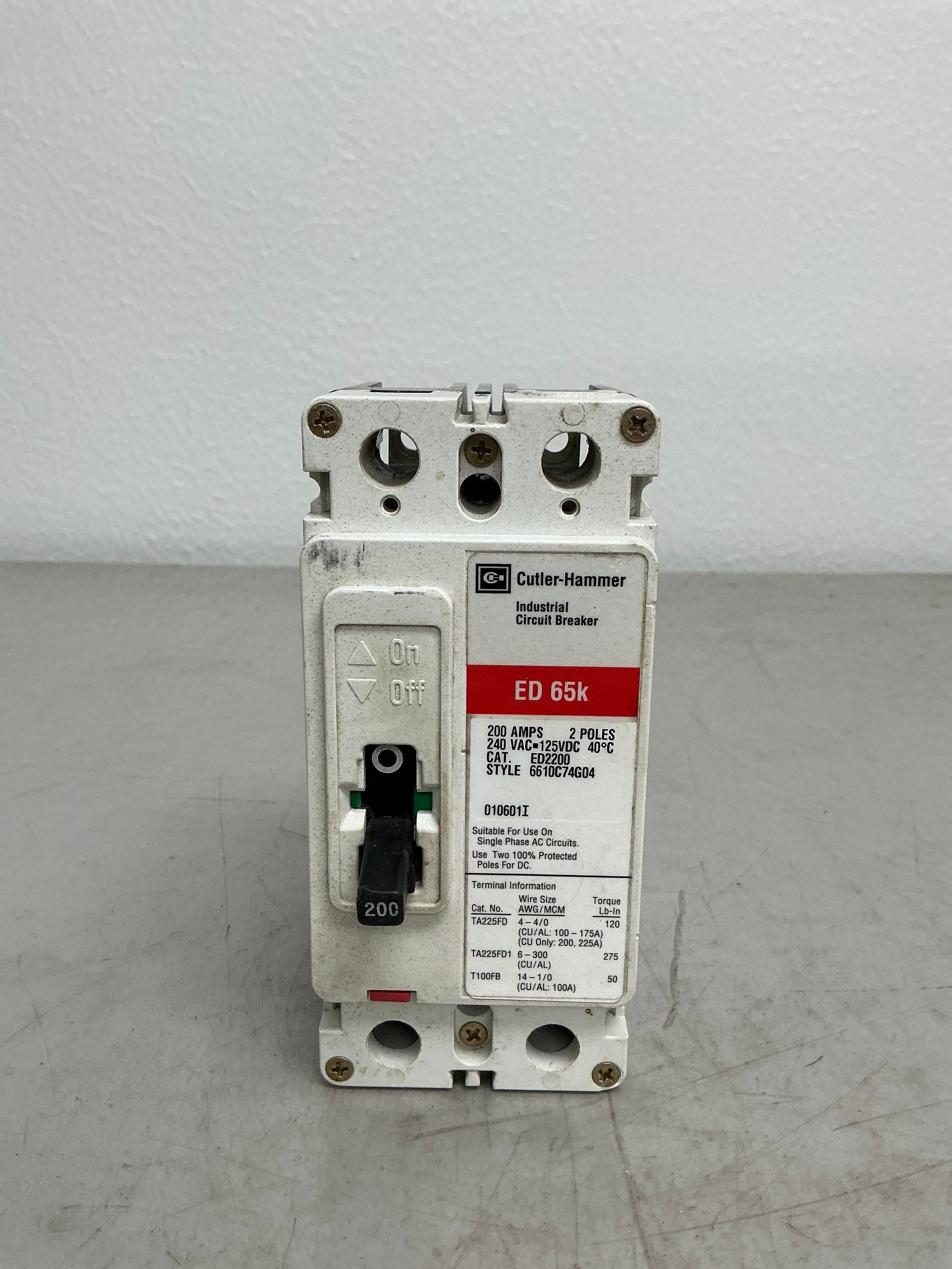 Used ED2200 2 Pole, 200 Amps, 240 Volts