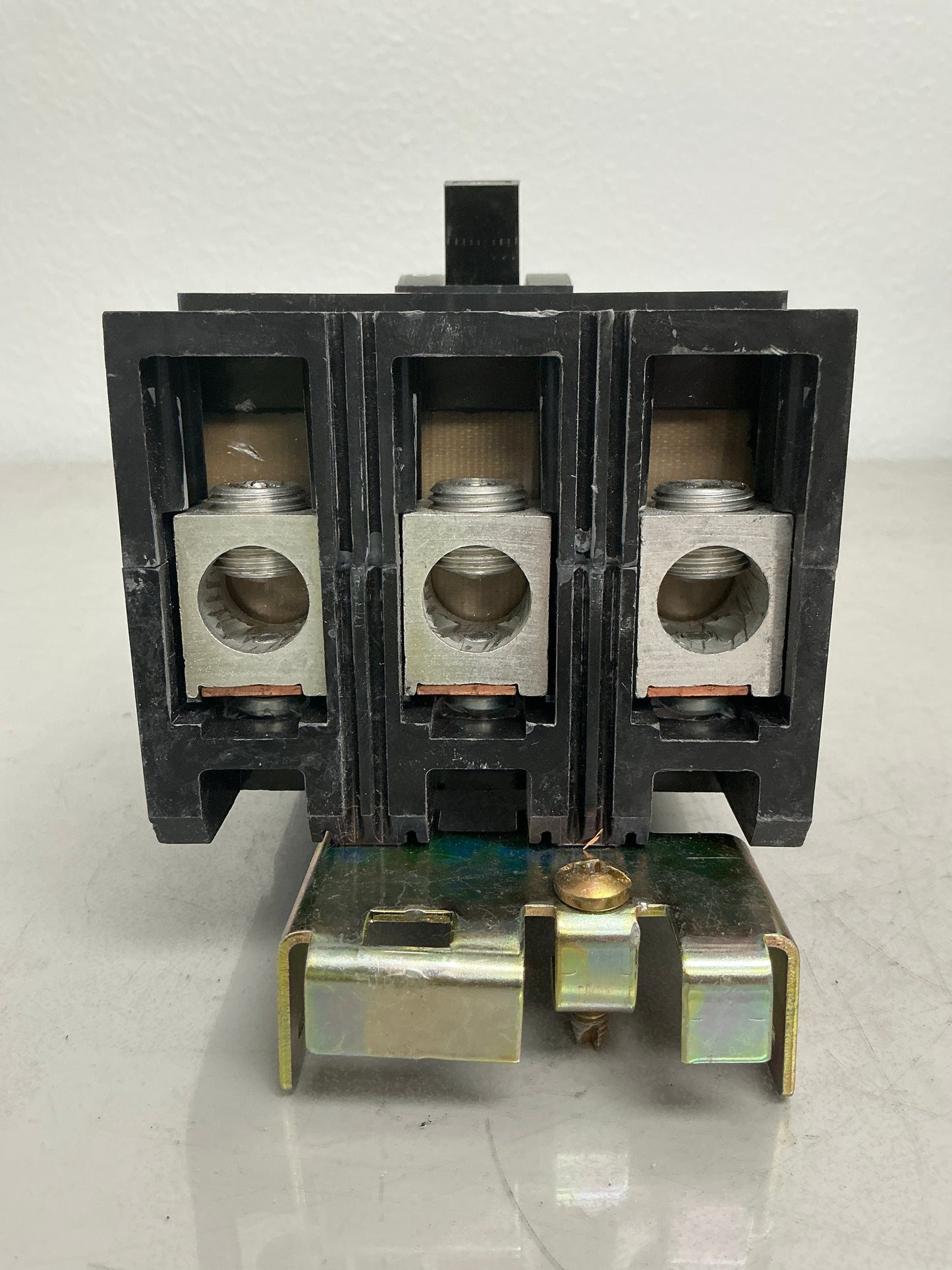 Used Square D KC34250 3 Pole, 250 Amps, 480 Volts