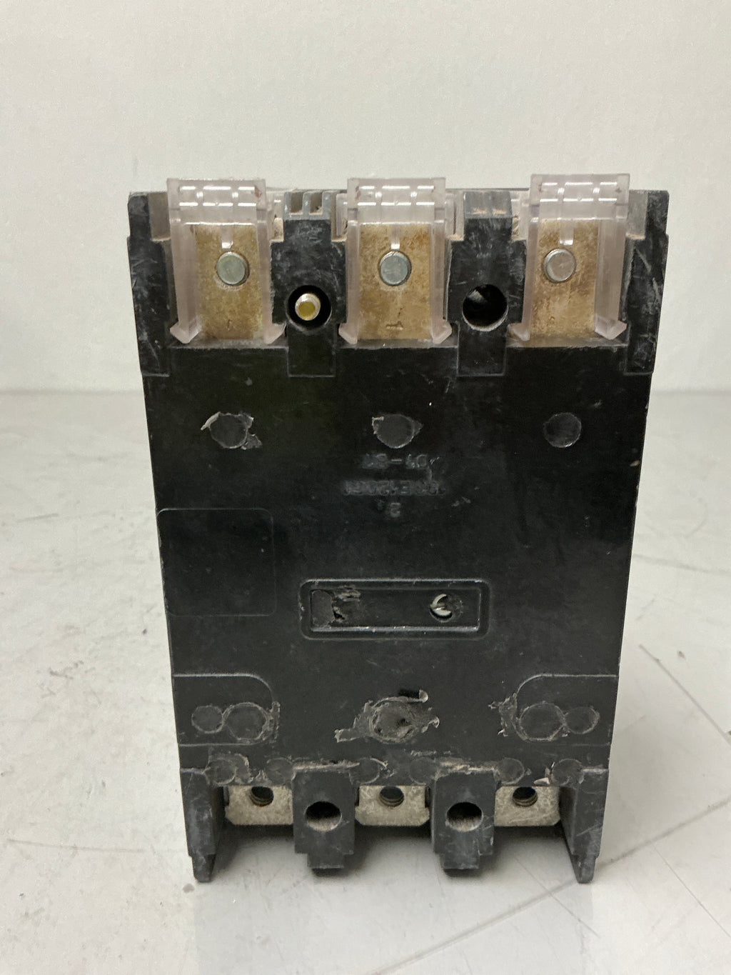 Used THQD32200 3 Pole, 200 Amps, 240 Volts Circuit Breaker