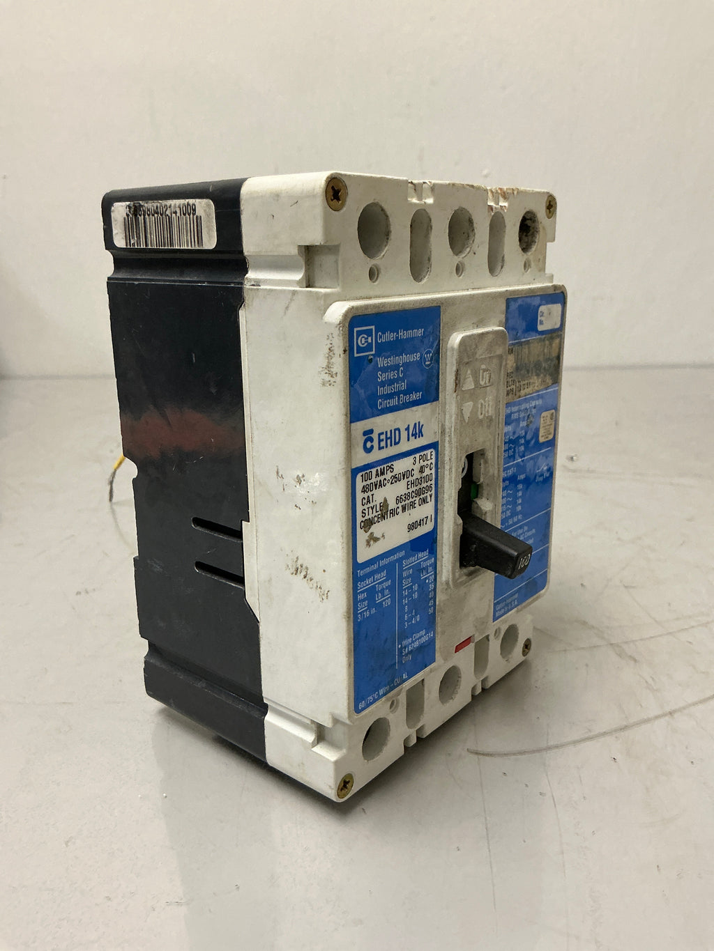 Used Cutler-Hammer EHD3100 whit Shunt trip, 3 Pole, 100 Amps, 480 Volts Circuit Breaker