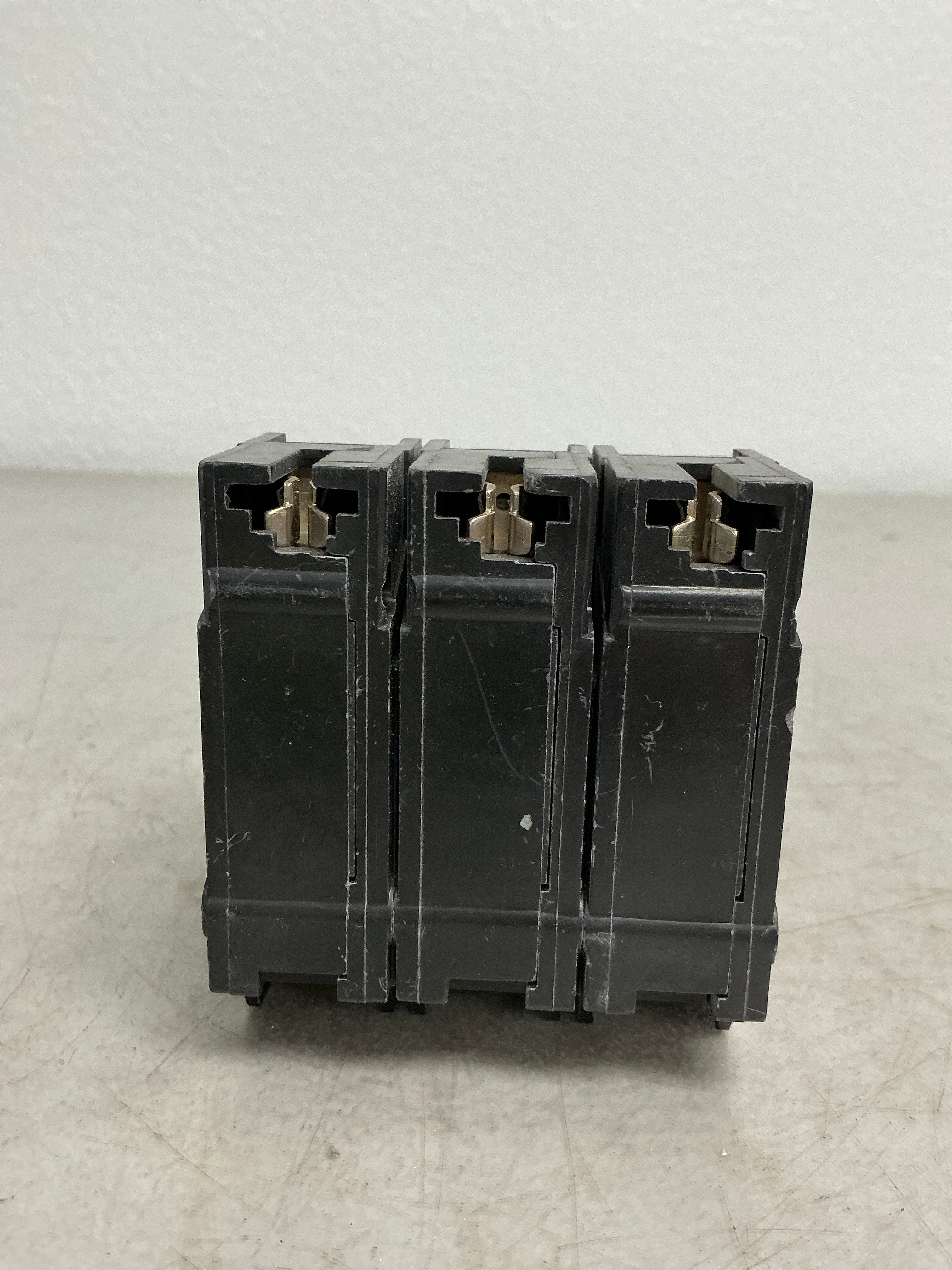 Used THQL32090 3 Pole, 90 Amps, 240 Volts
