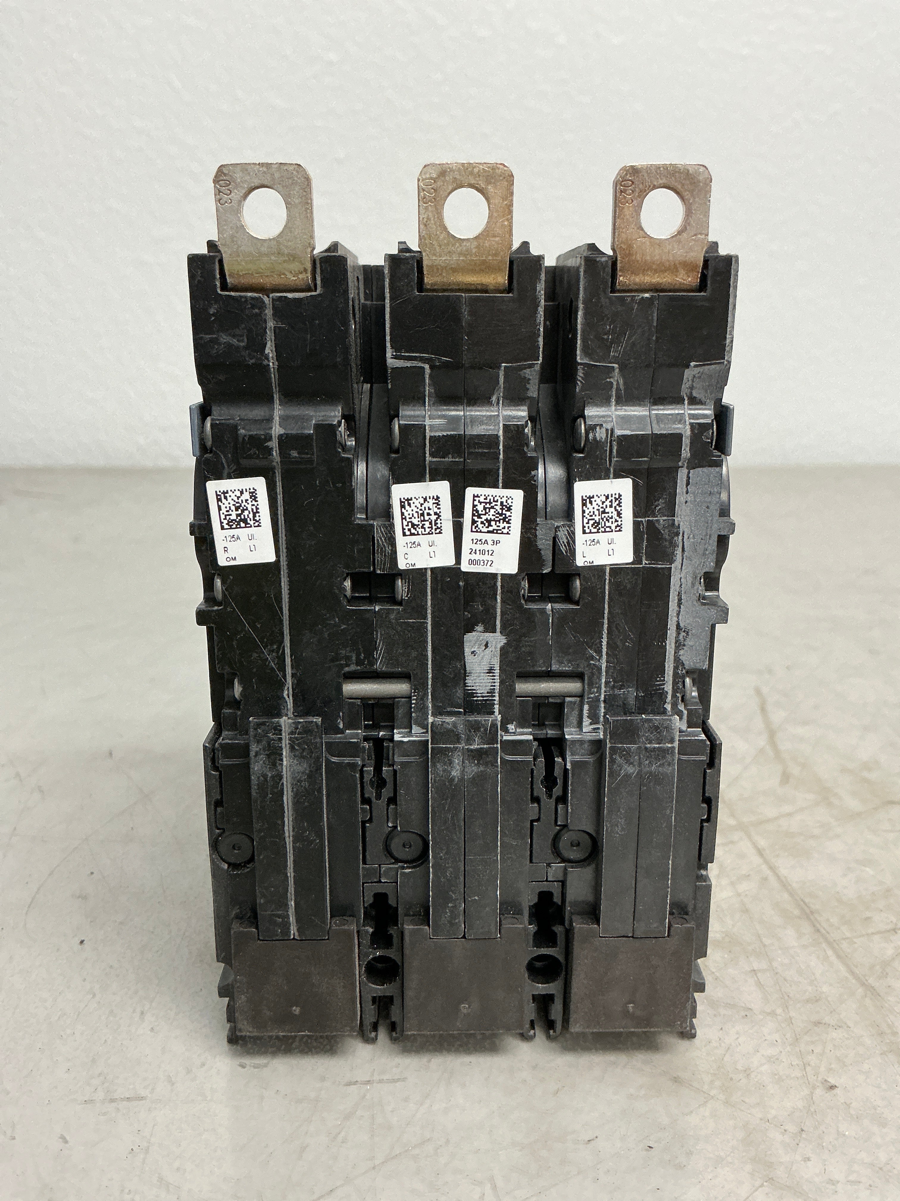 Used Siemens 3VA4112-4ED34-0AA0 3 Pole, 125 Amps, 480 Volts Circuit Breaker