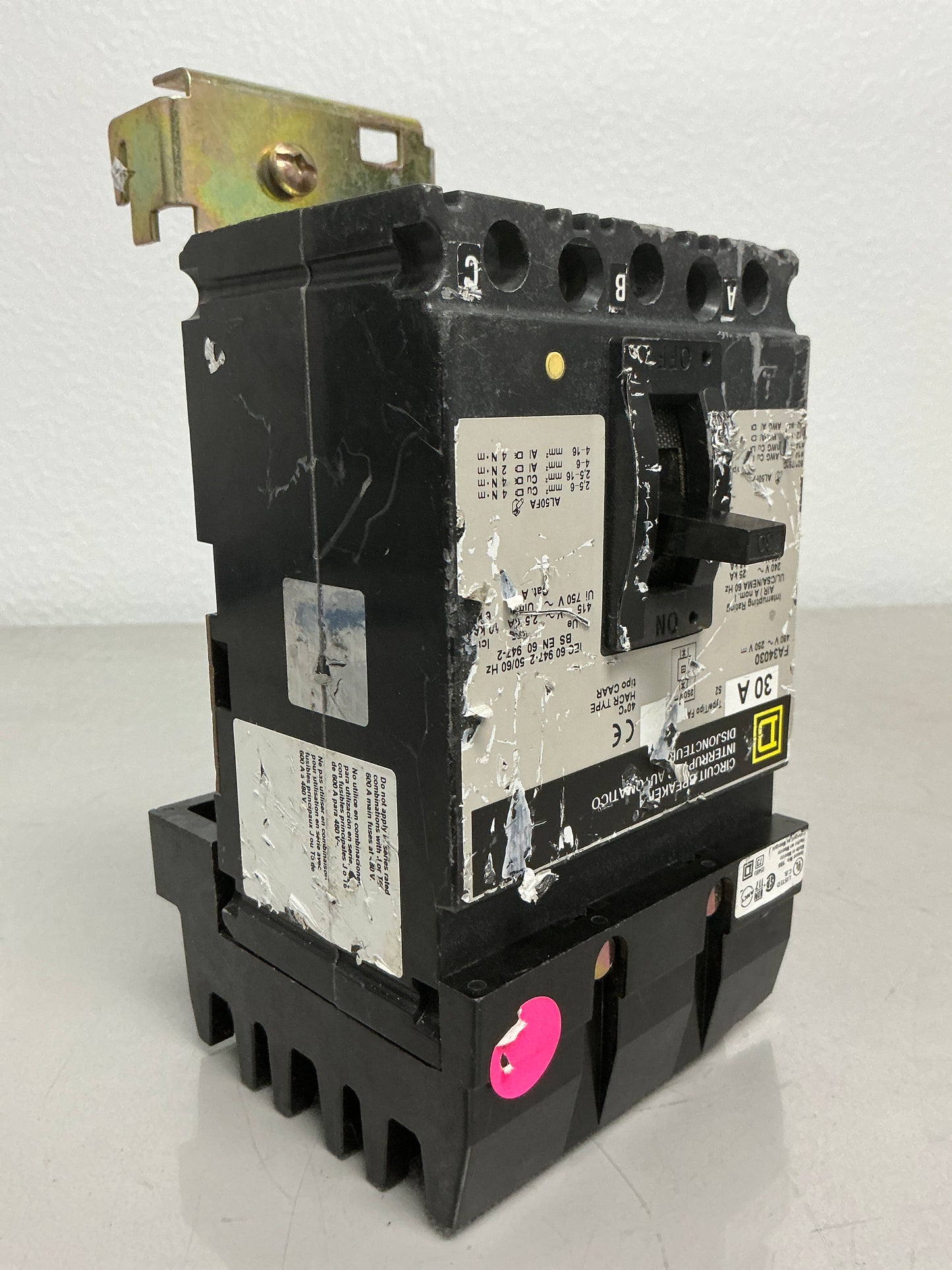 *CHIPPED* Used Square D FA34030 3 Pole, 480 Volts, 30 Amps