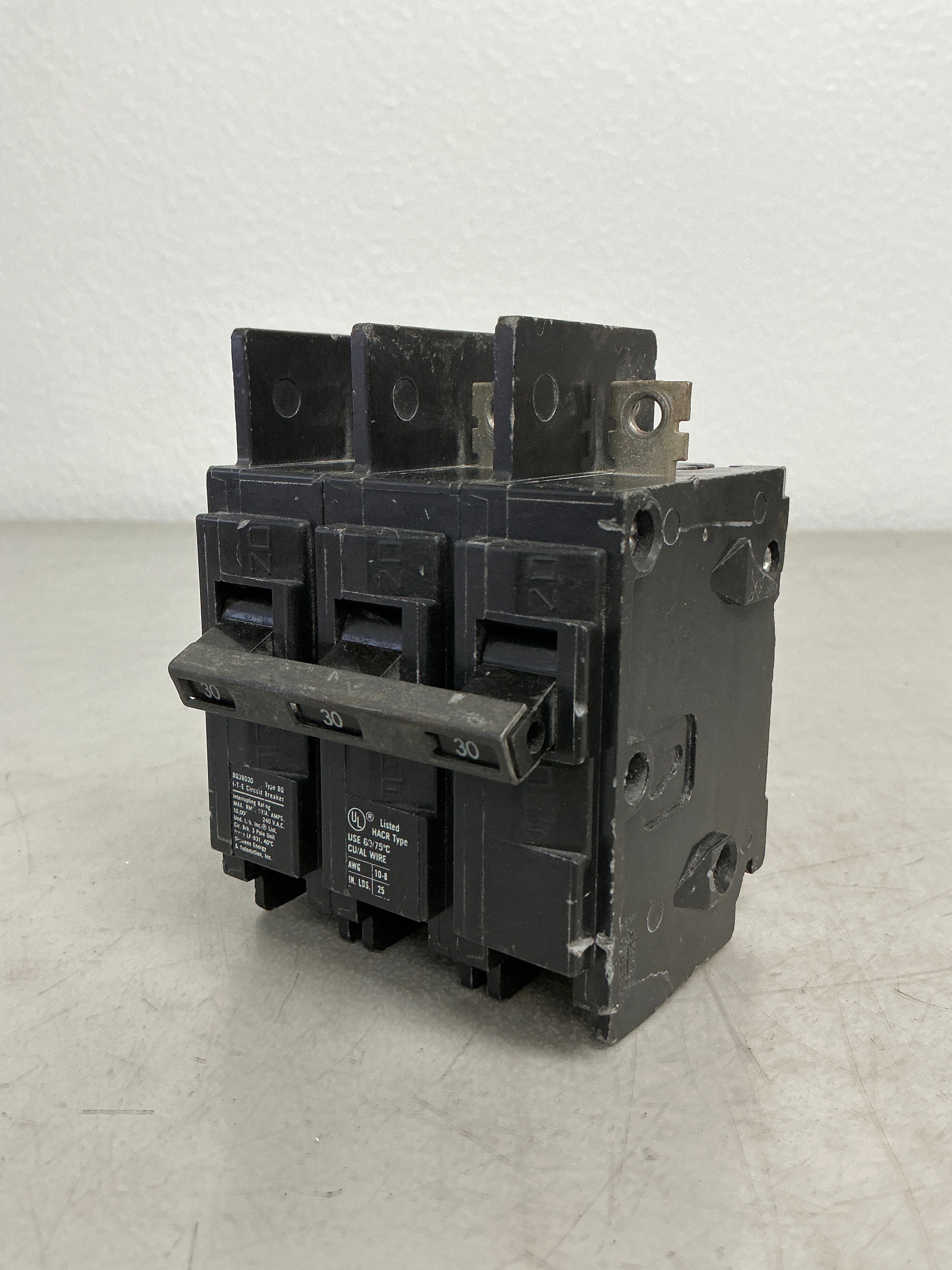 Used BQ3B030 3 Pole, 30 Amps, 240 Volts
