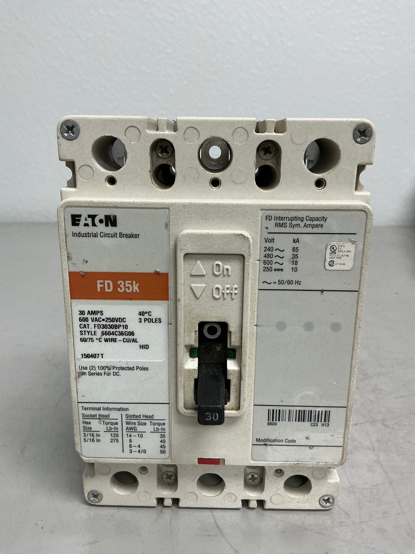 *CHIPPED* Used FD3030BP10 3 Poles, 30 Amps, 600 Volts