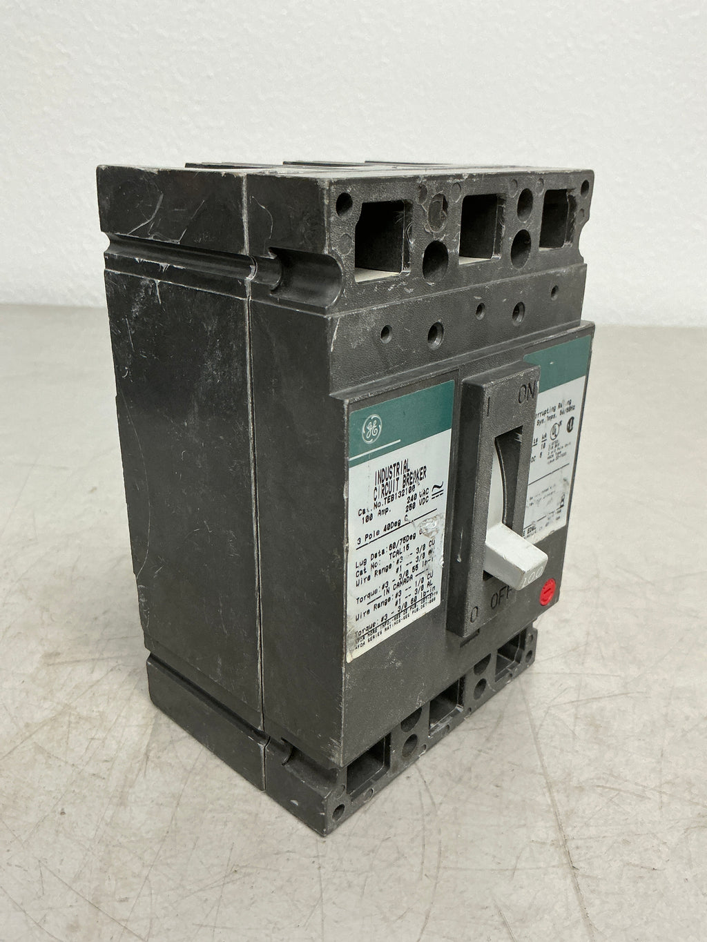 Used TEB132100 3 Pole, 100 Amps, 240 Volts Circuit Breaker
