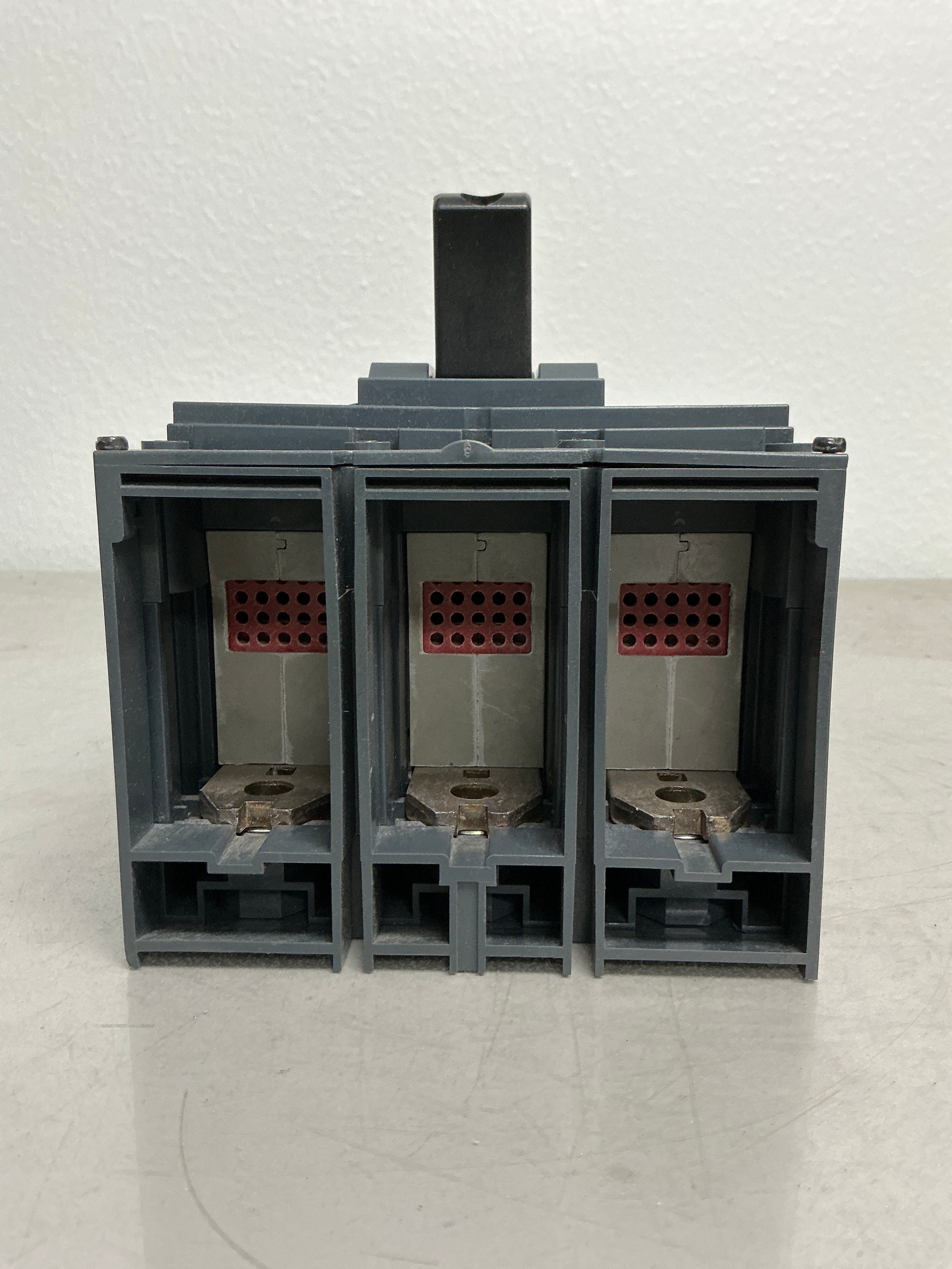 Used Square D LGP36400U31X 3 Poles, 400 Amps