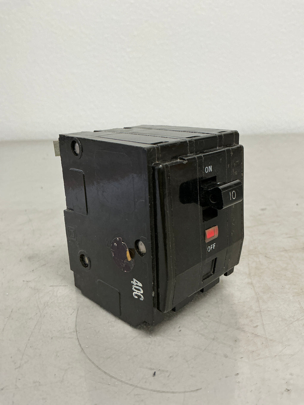 *CHIPPED* Used Square D QO310 3 Pole, 10 Amps, 240 Volts
