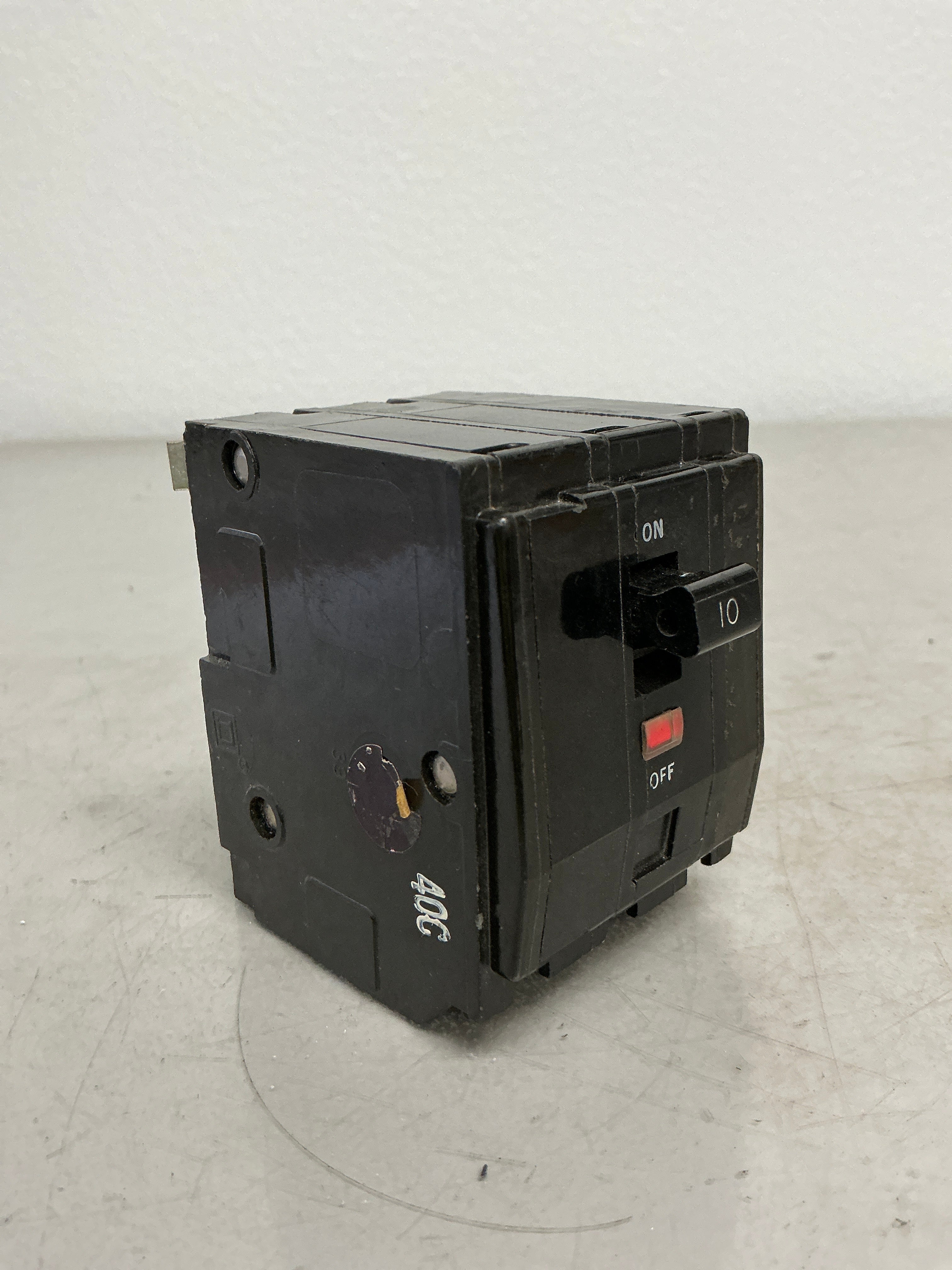 *CHIPPED* Used Square D QO310 3 Pole, 10 Amps, 240 Volts