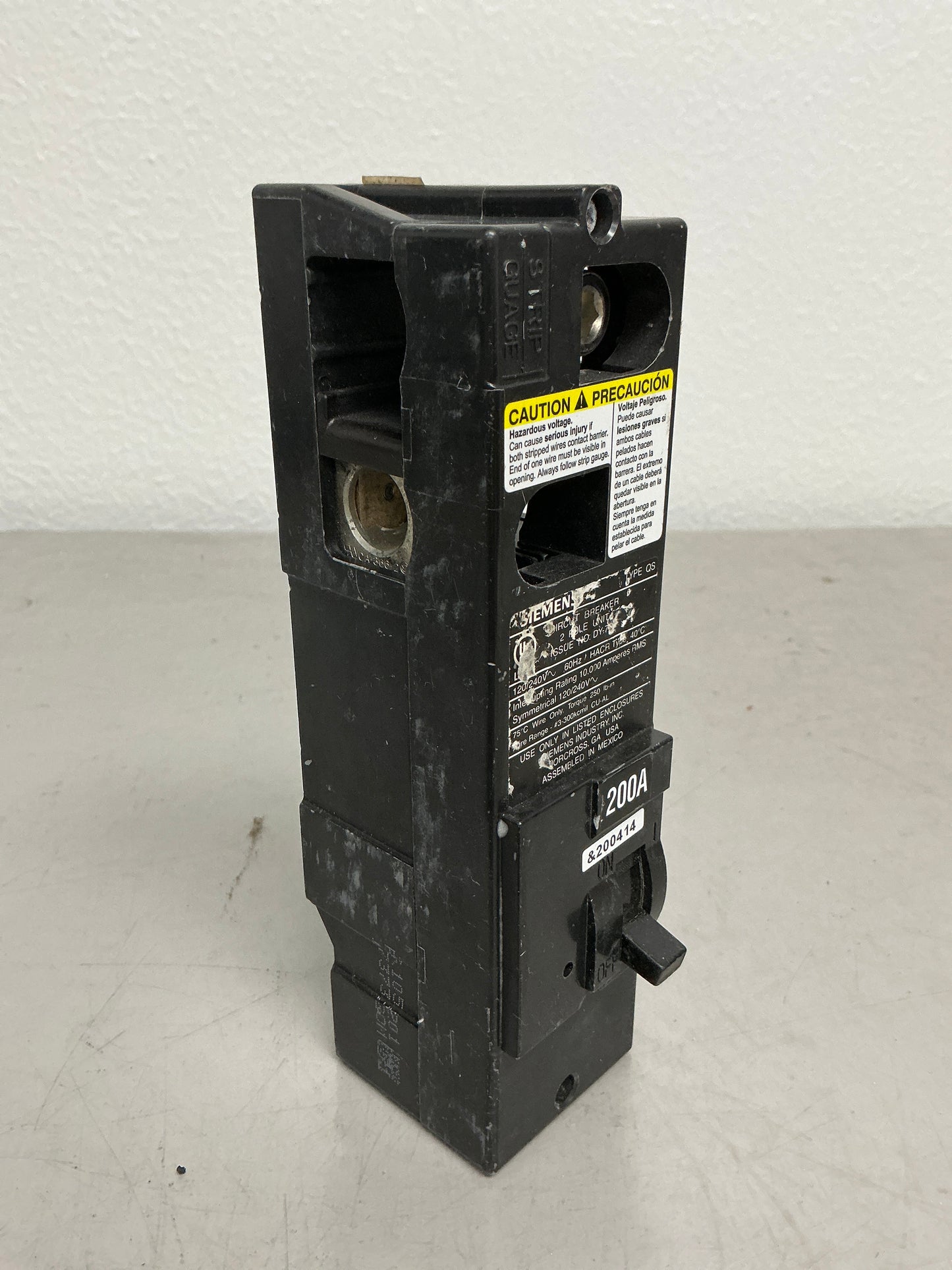 Used Siemens QS2200 200 Amps, 2 Pole Breaker