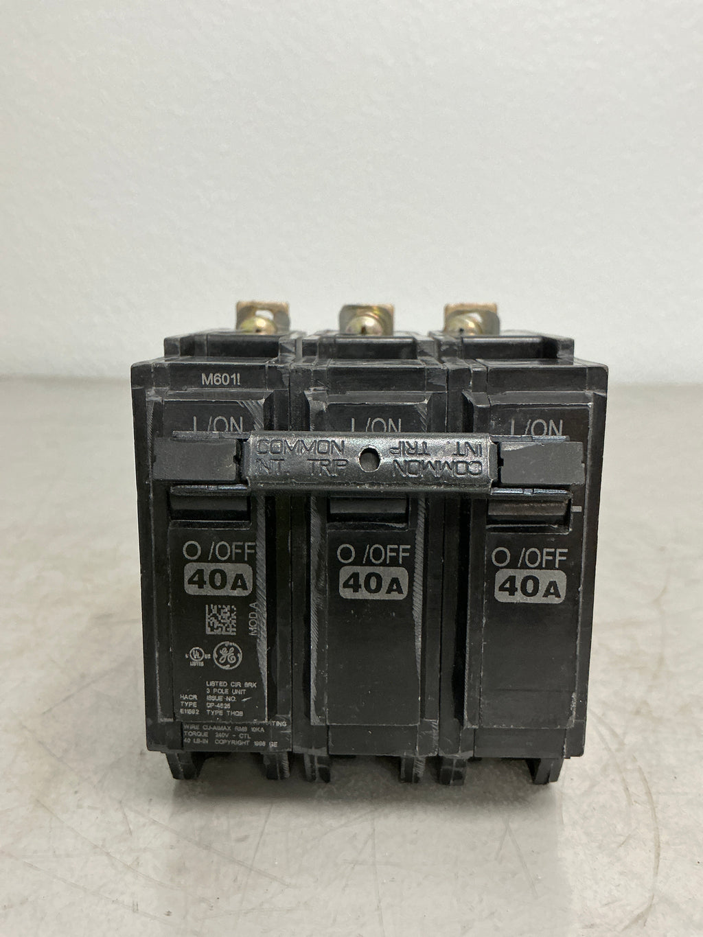 Used THQB32040 3 Pole, 40 Amps, 240 Volts