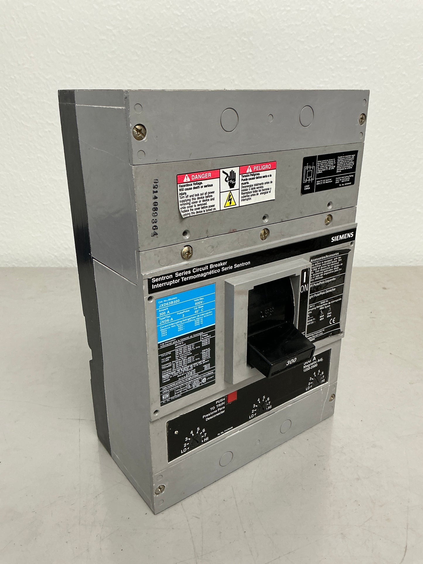 Used Siemens JXD63B300 3 Pole, 300 Amps, 600 Volts