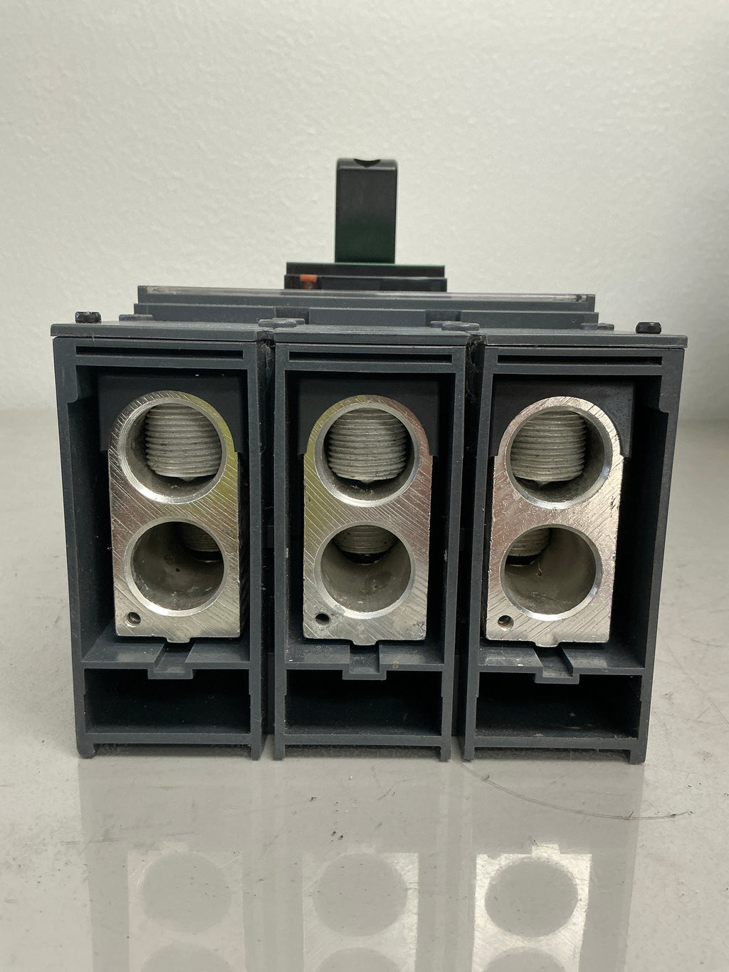 New Square D LJL36400CU33X 3 Pole, 400 Amps Circuit Breaker