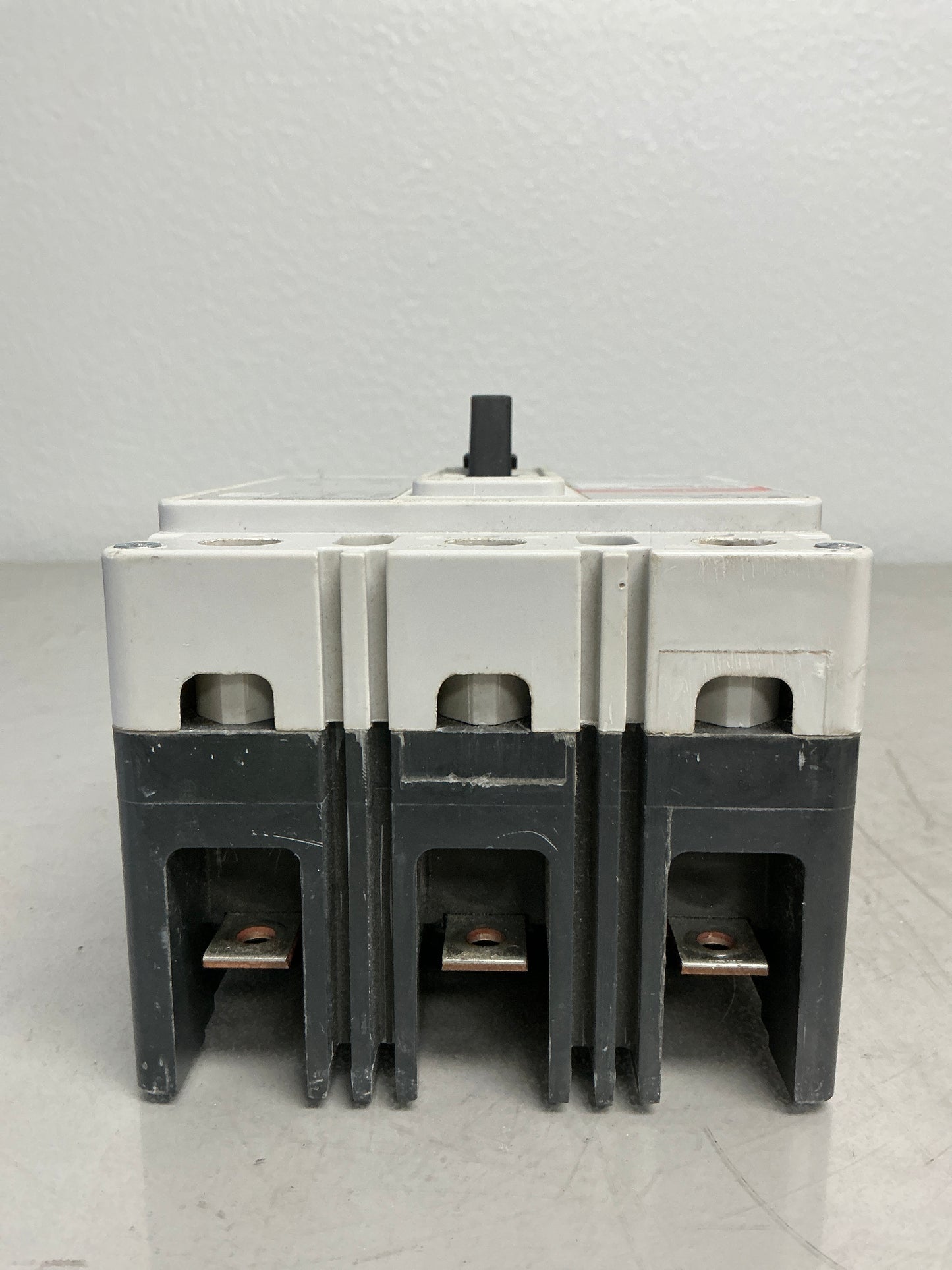 Used HFD3040BP10 3 Pole, 40 Amps, 600 Volts