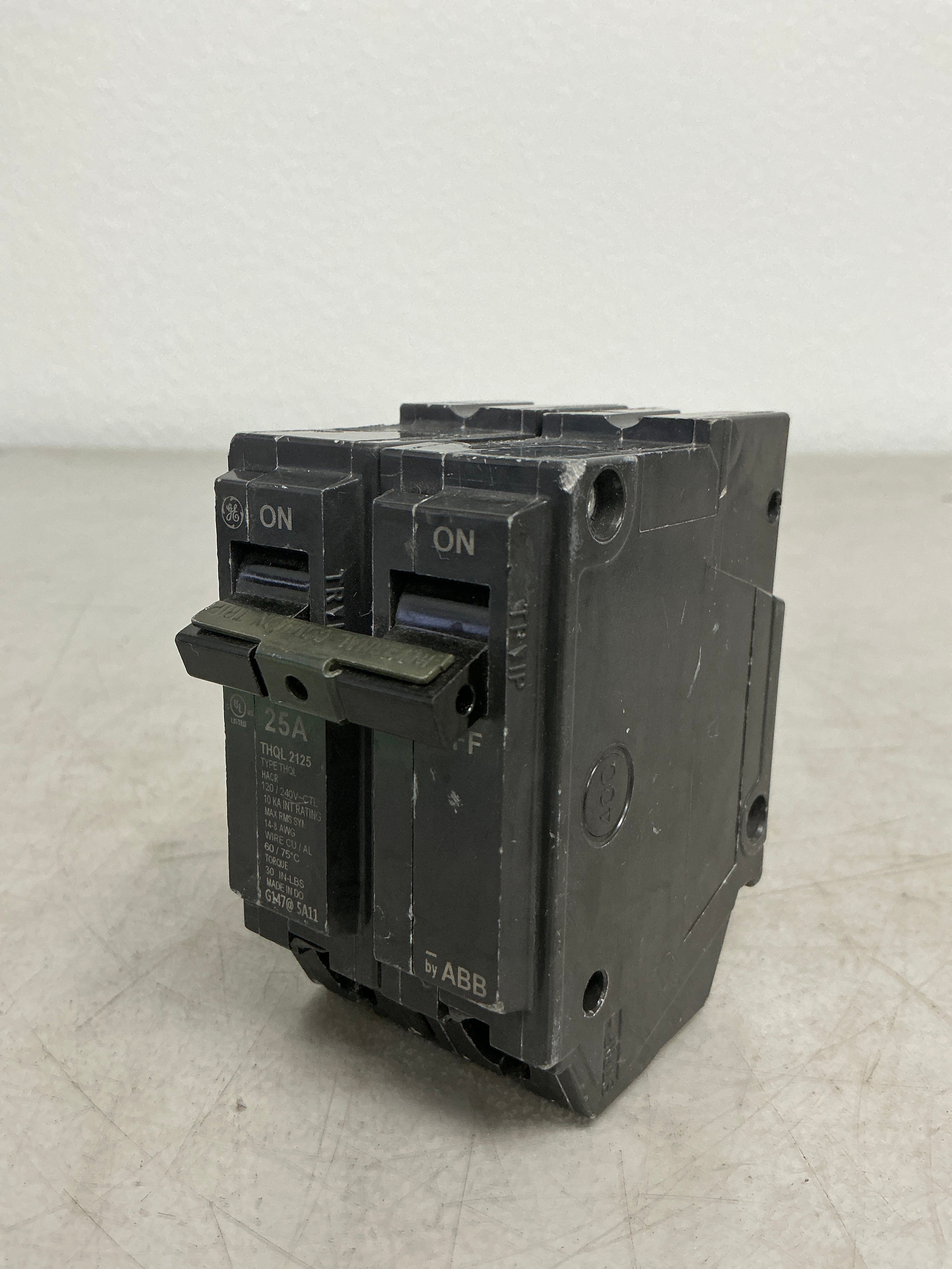 Used THQL2125 2 Pole, 25 Amps, 240 Volts