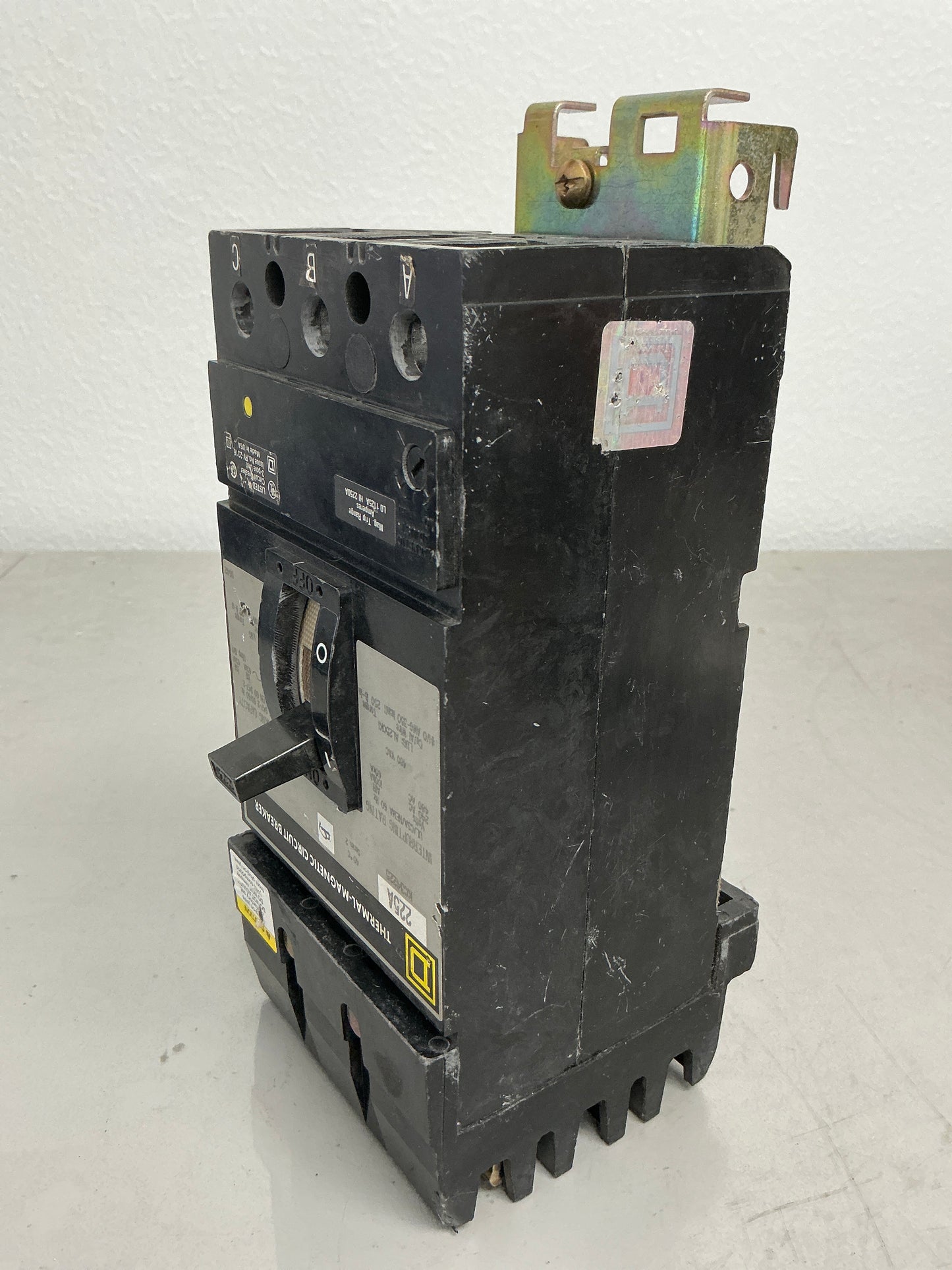 Used Square D KC34225 3 Pole, 225 Amps, 480 Volts
