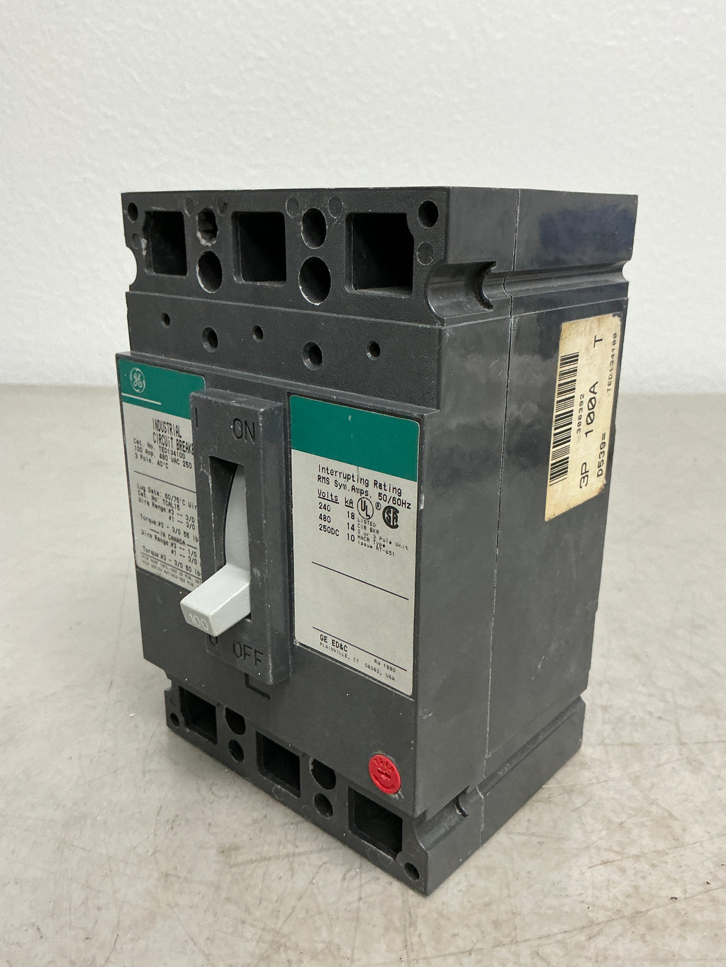 *CHIPPED* Used TED134100 3 Pole, 100 Amps, 480 Volts Circuit Breaker