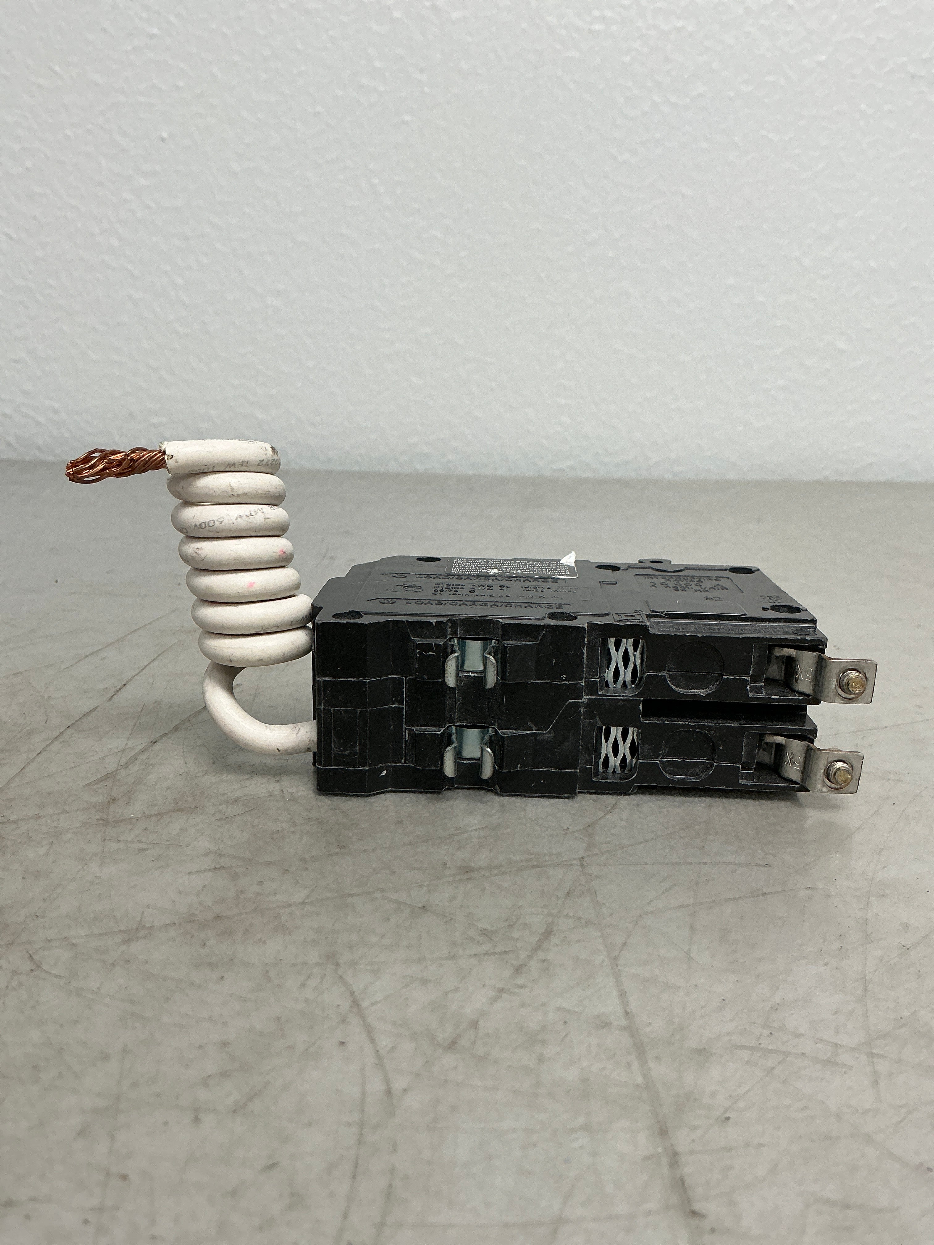 Used Square D QOB240GFI 2 Pole, 40 Amps, 120/240 Volts Circuit Breaker