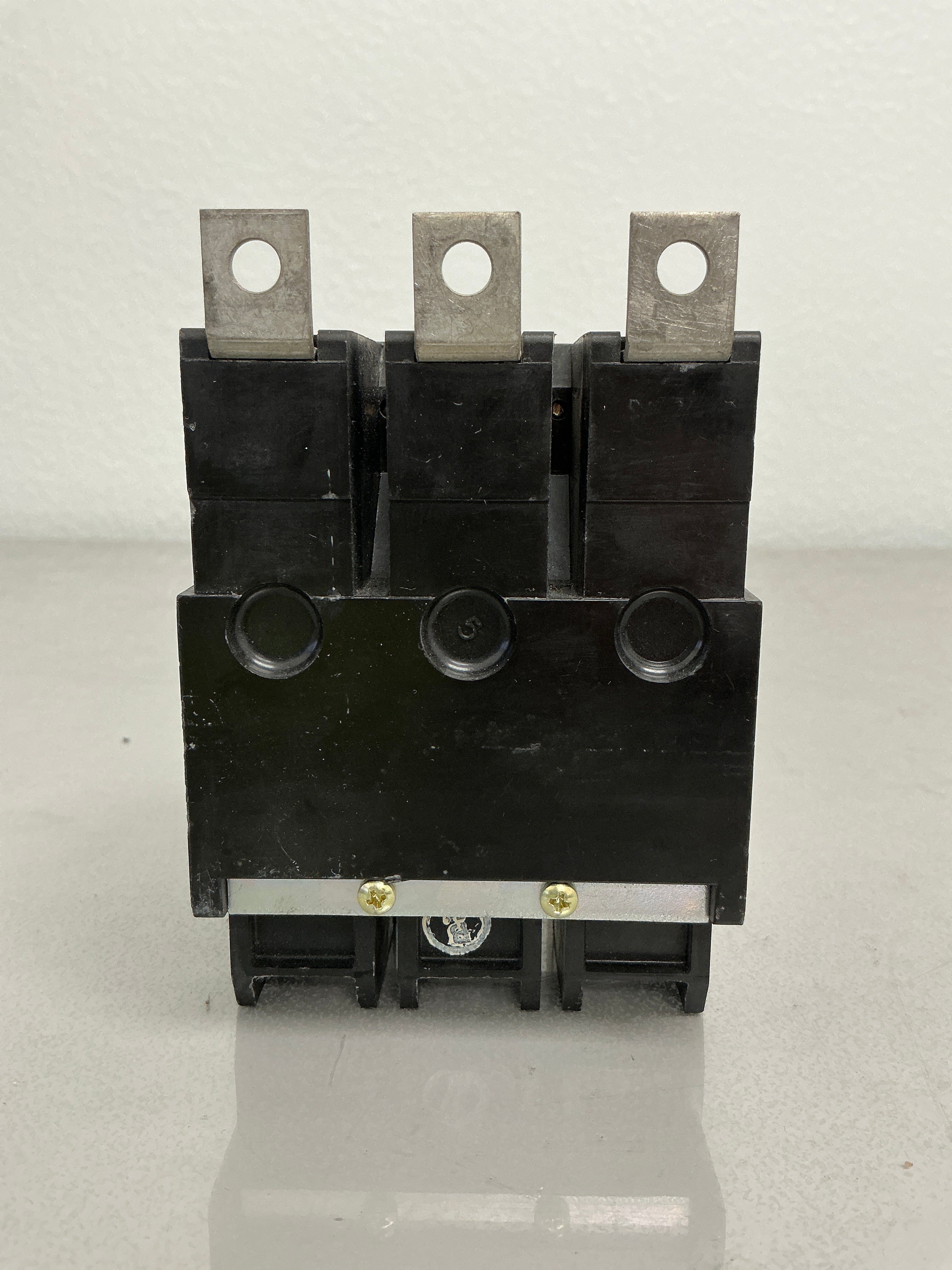 Used GHB3045 3 Pole, 45 Amps, 480 Volts