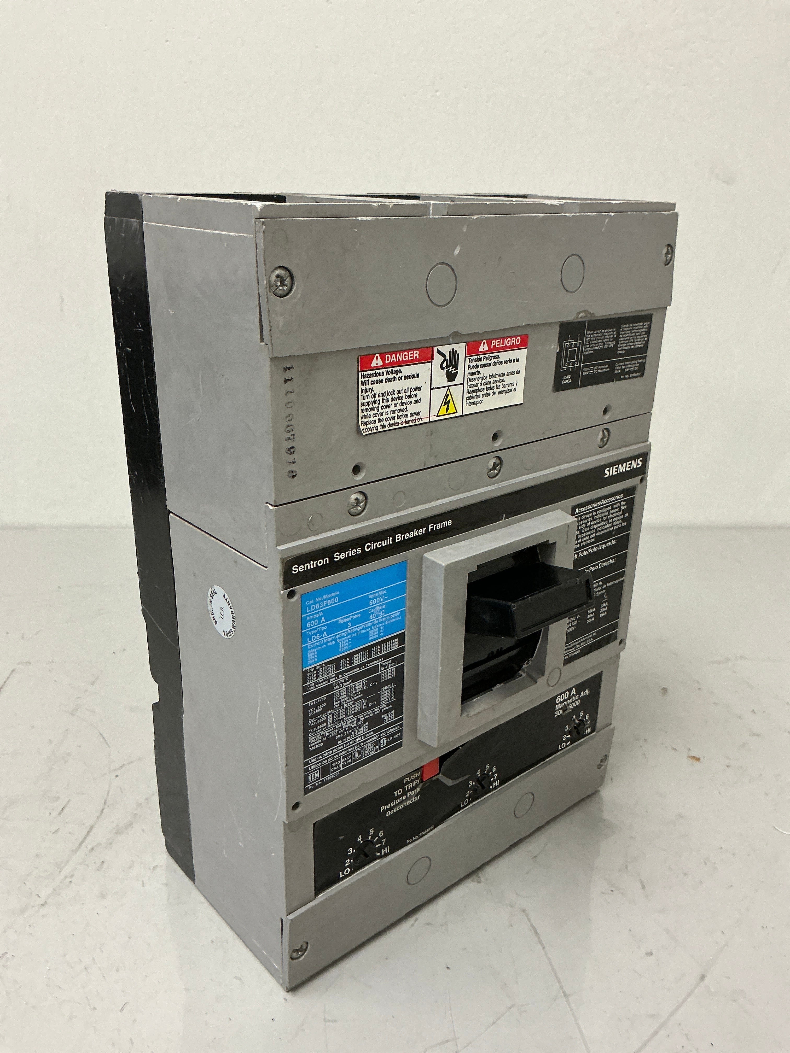 Used Siemens LD63F600 3 Pole, 600 Amps, 600 Volts Circuit Breaker