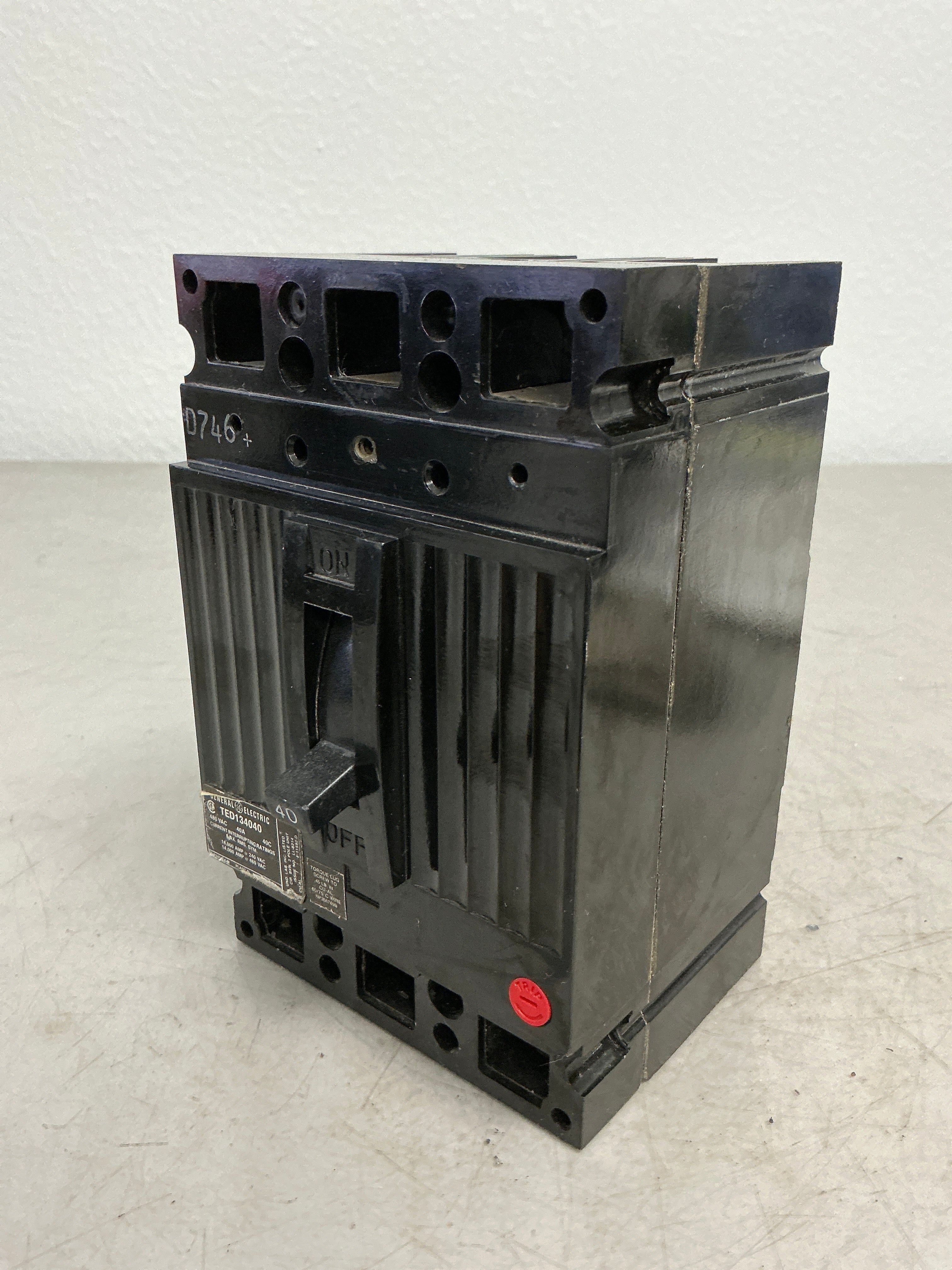 Used TED134040 3 Pole, 40 Amps, 480 Volts Circuit Breaker