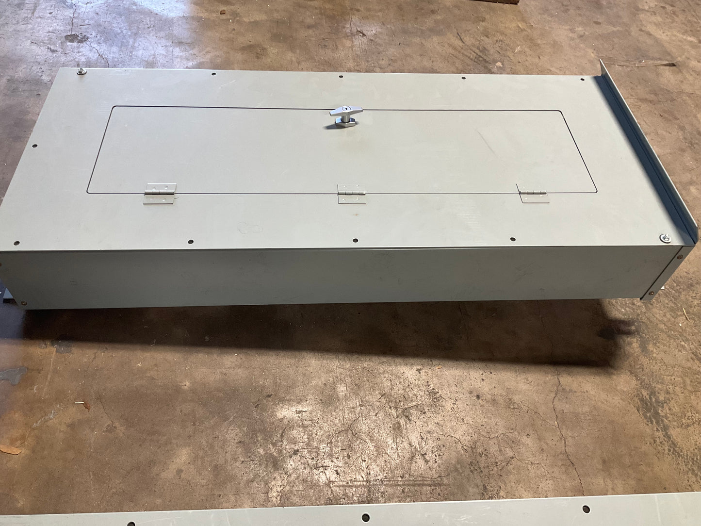 New Eaton 5658B16H03 3R Panelboard Enclosure (item#p12&13)