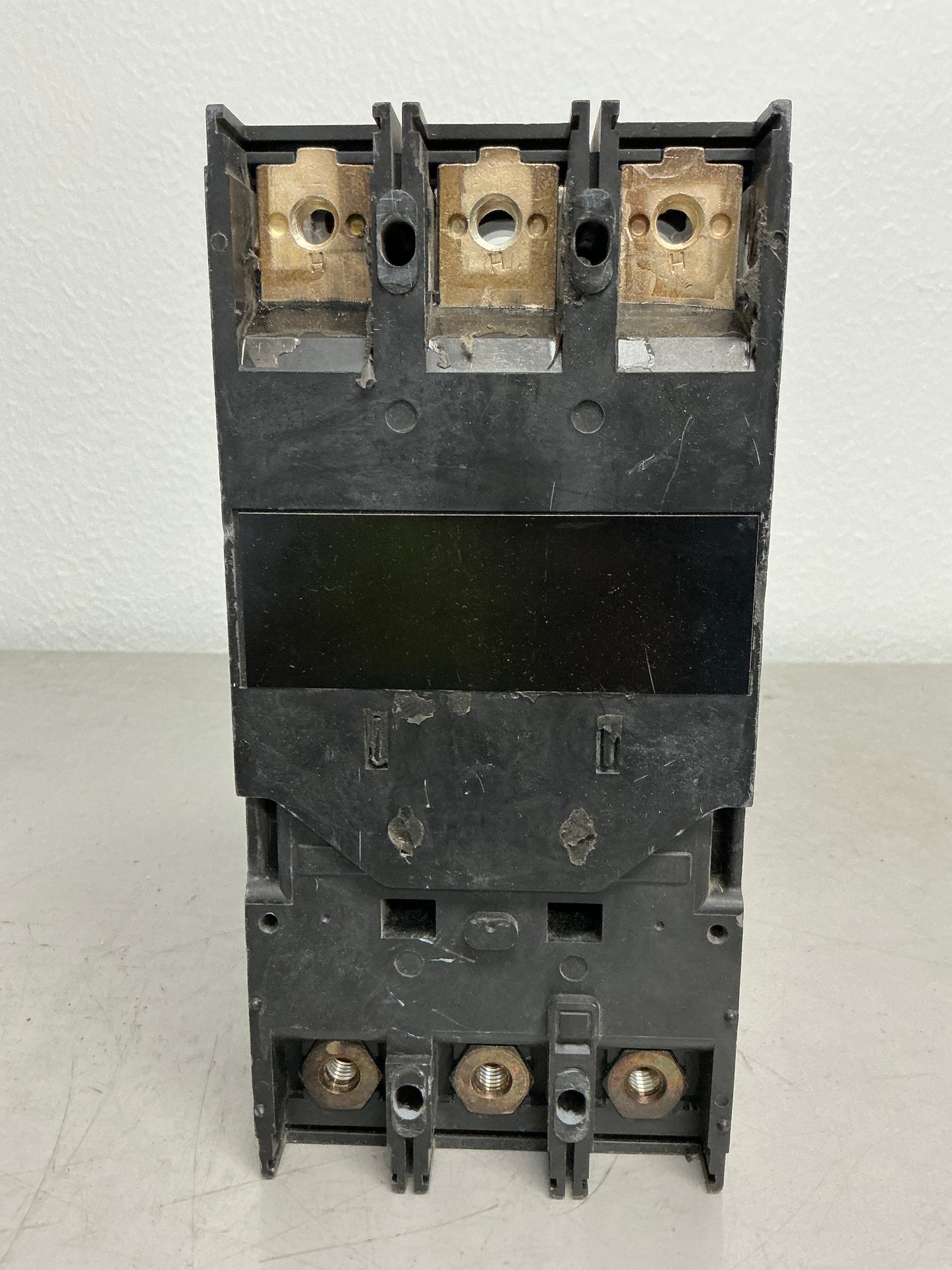 Used Siemens HFD63B250 3 Pole,  250 Amps, 480 Volts