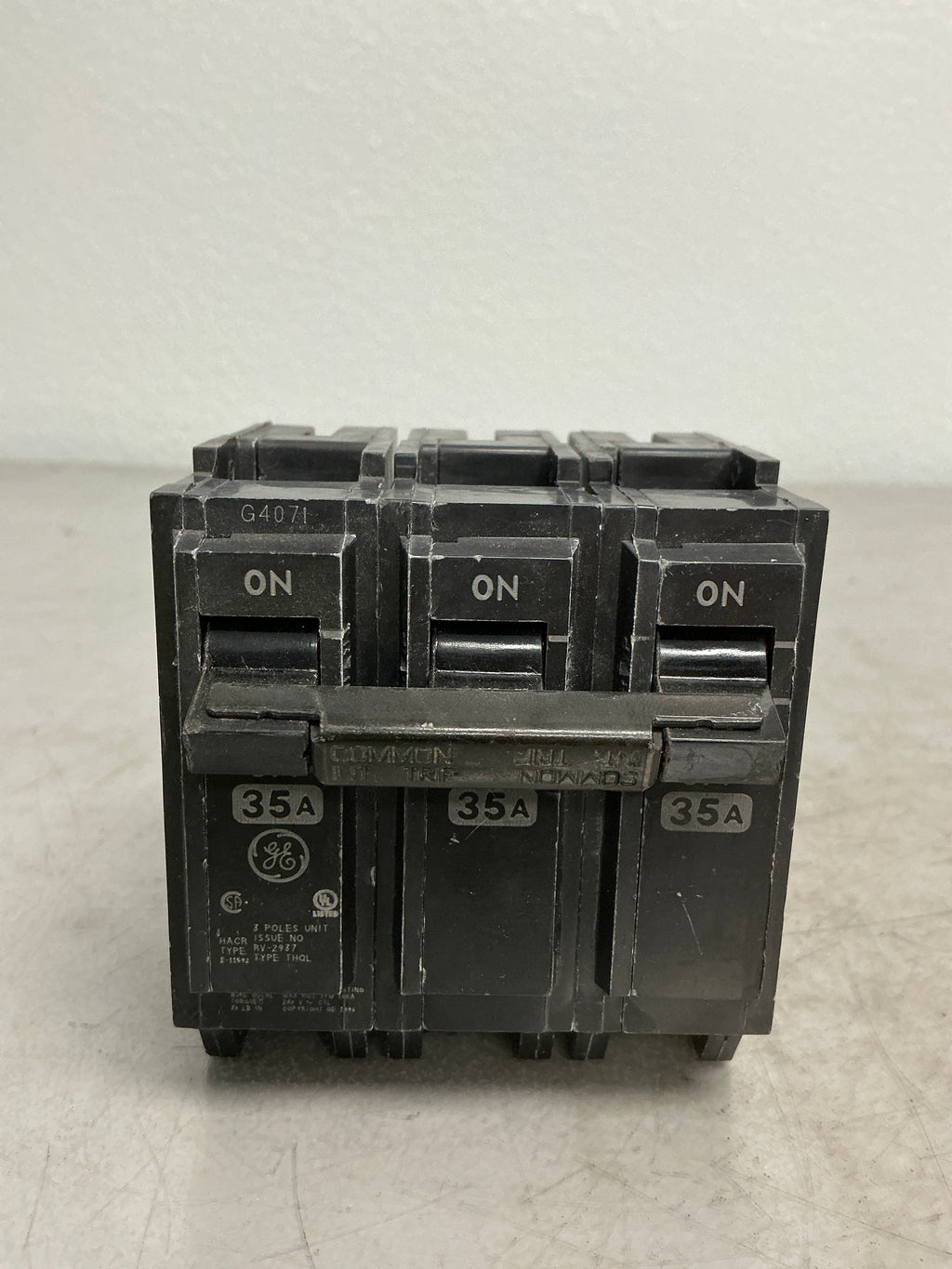 Used THQL32035 3 Pole, 35 Amps, 240 Volts
