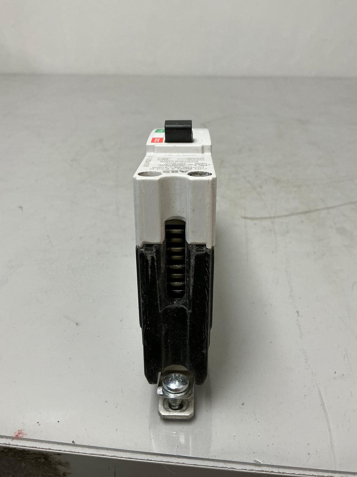 Used ABB TEYD1020B 1 Pole, 20 Amps, 240 Volts Circuit Breaker