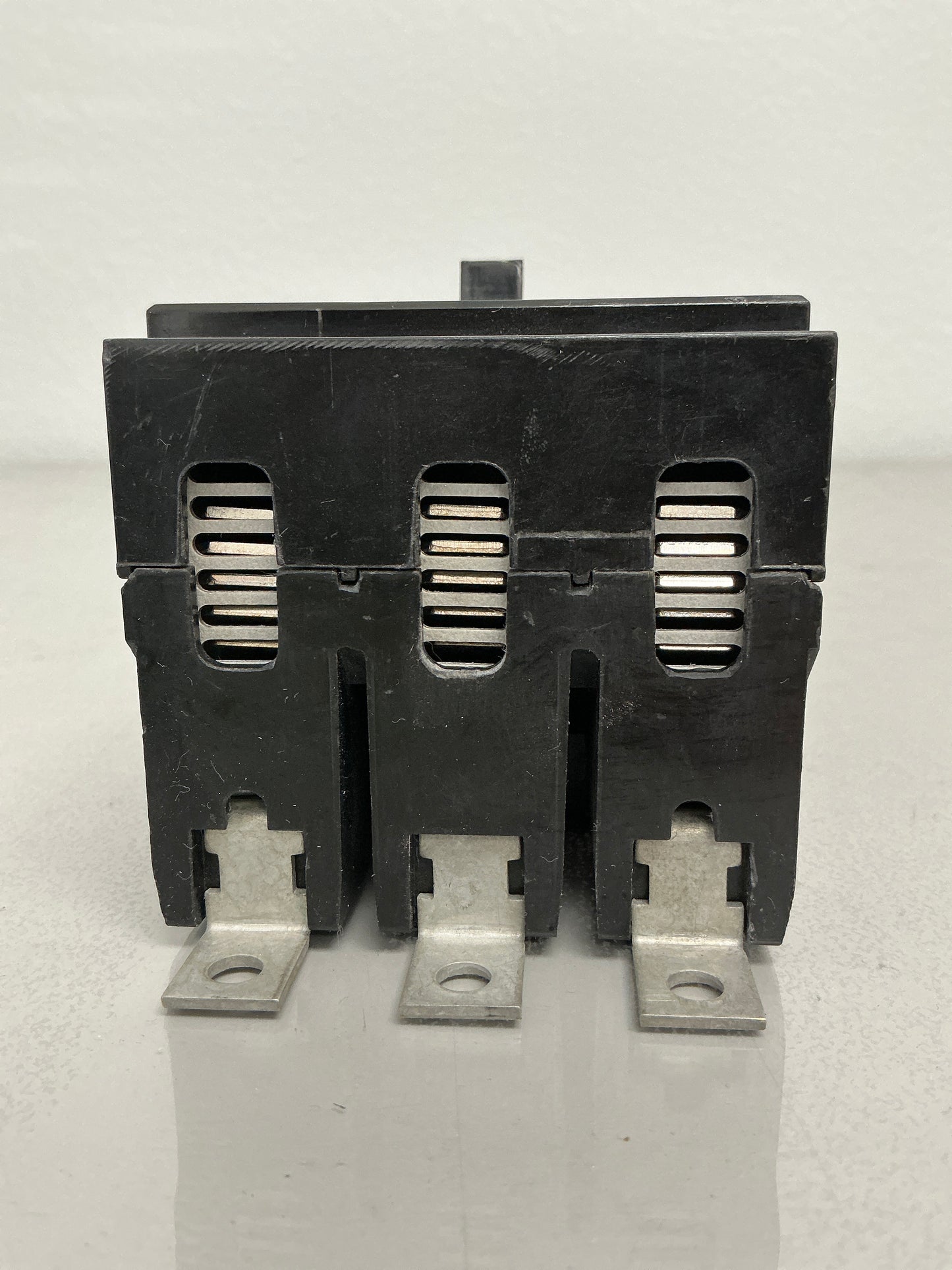 Used GHB3025 3 Pole, 25 Amps, 277/480 Volt