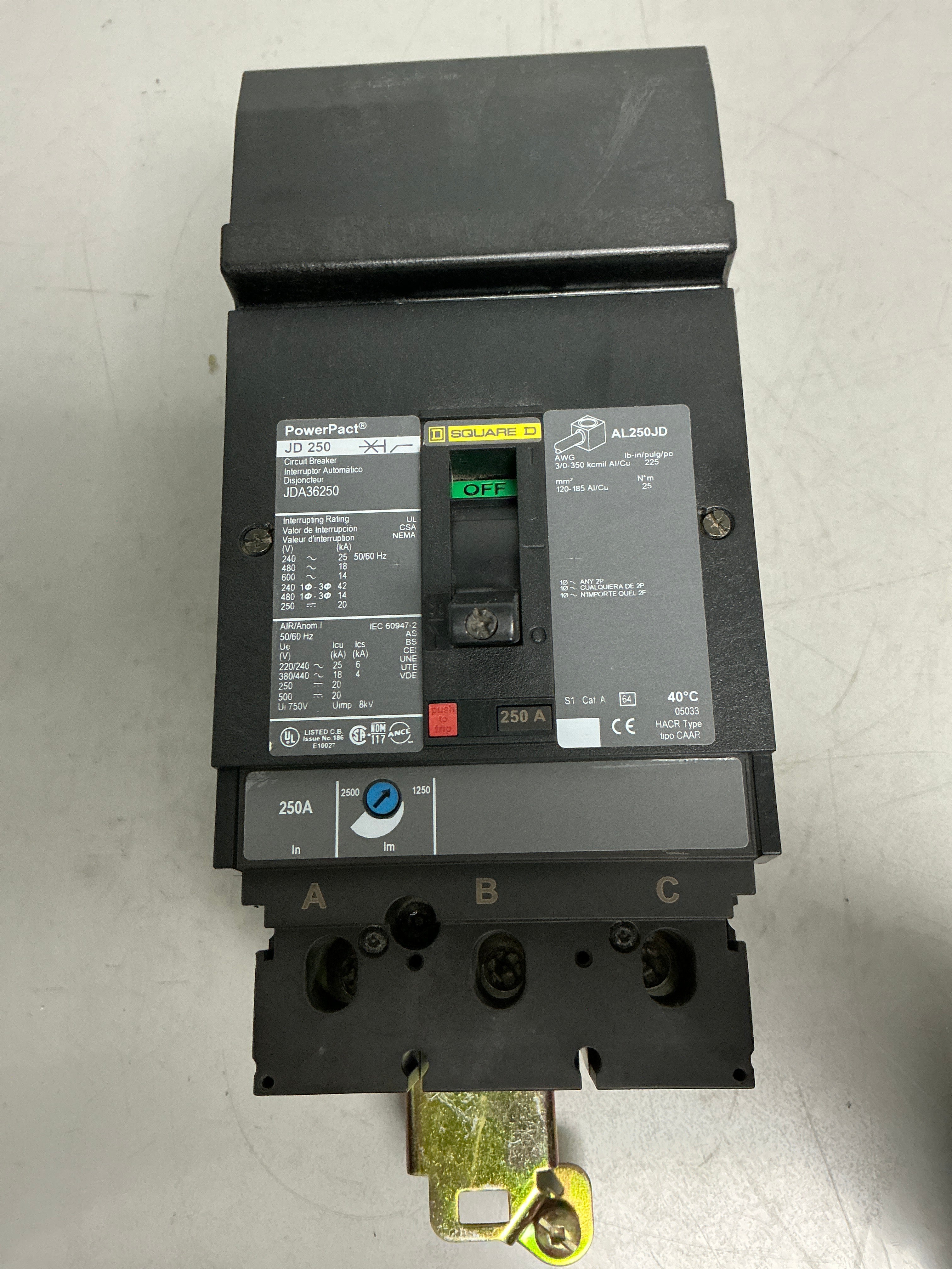 Used Square D JDA36250 3 Pole, 250 Amps, 600 Volts