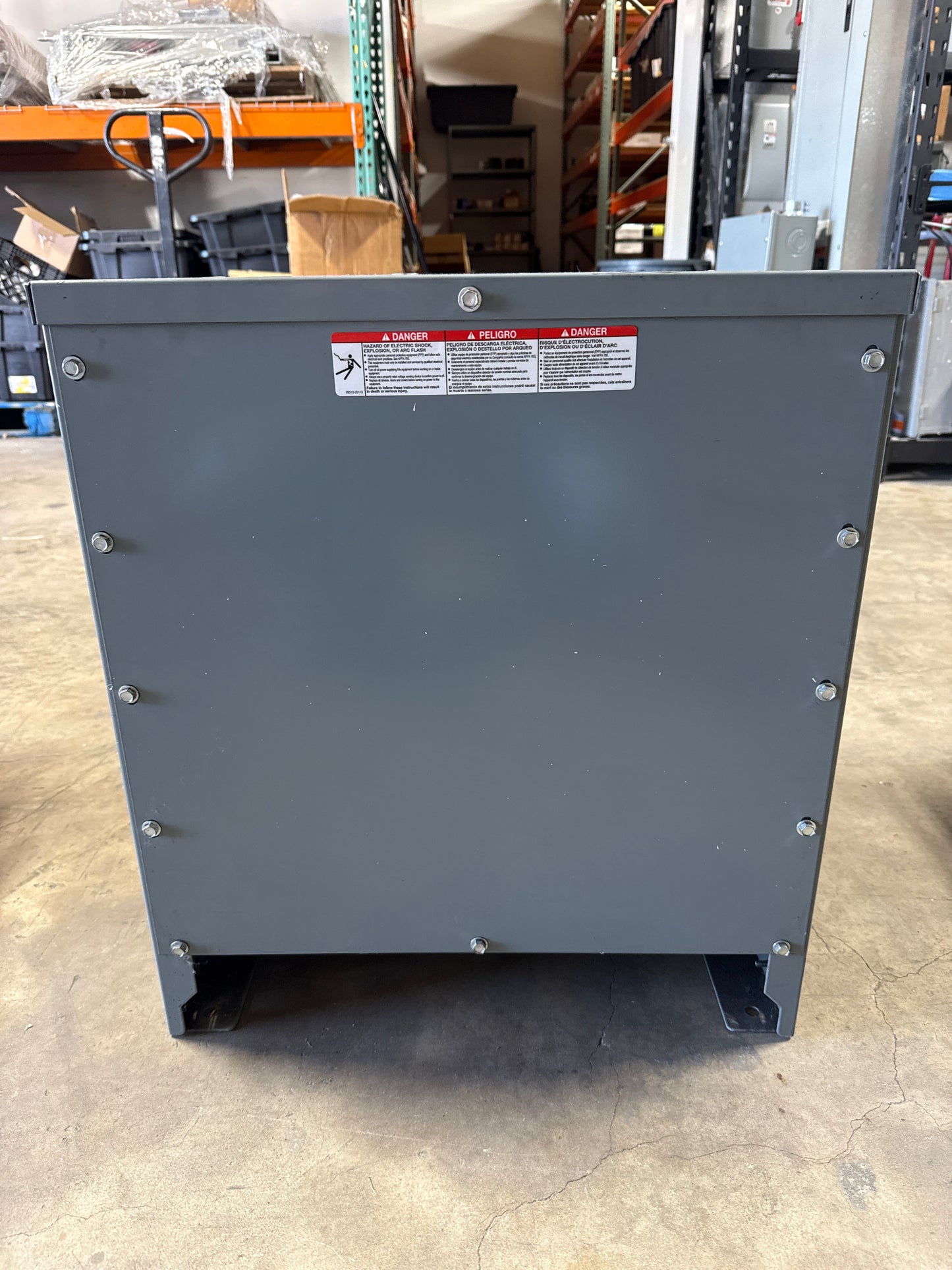 15 KVA  Square D Transformer, Primary 480, Seconday 208/120 Volts (item#t3)