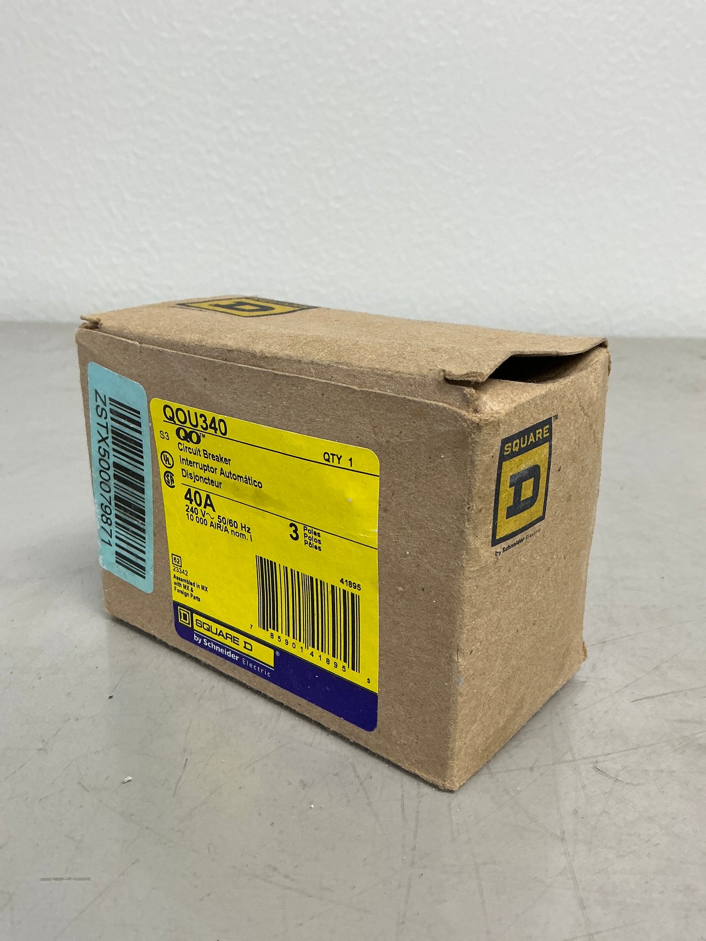 New Square D QOU340 3 Poles, 40 Amps, 240 Volts