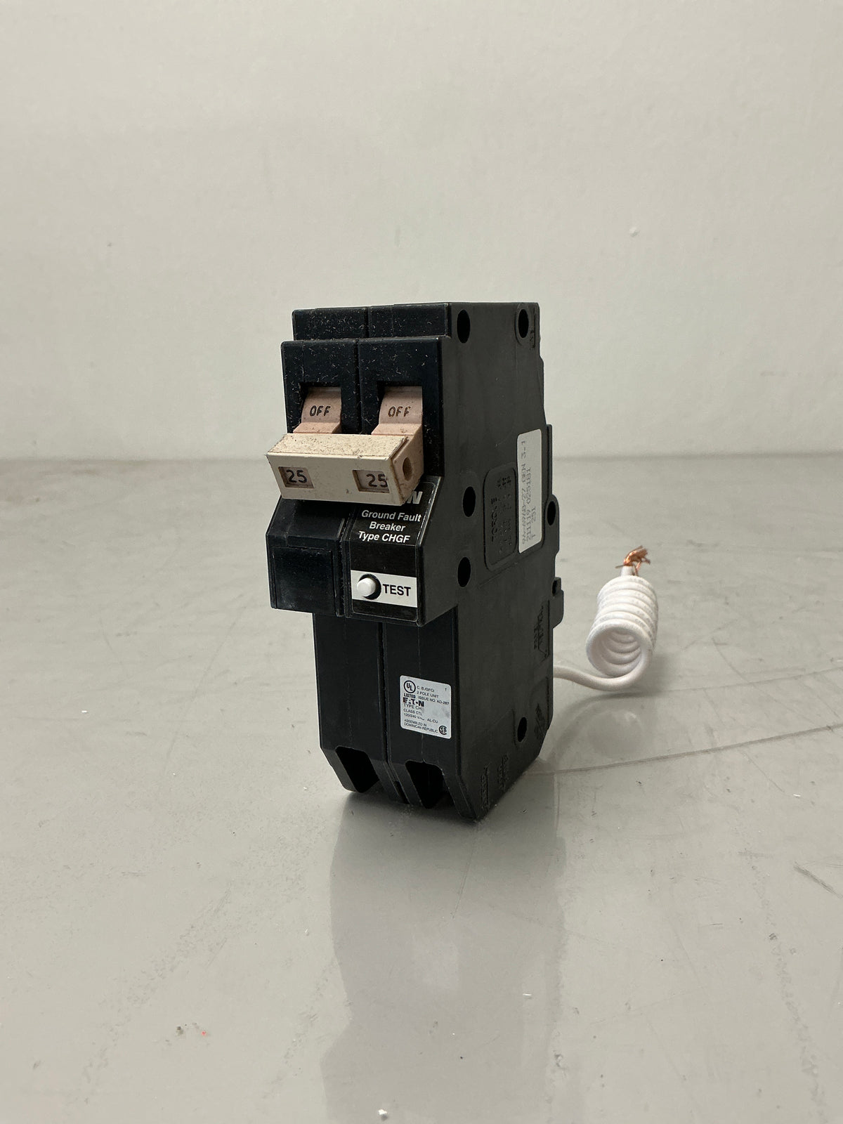 New Eaton CHN225GF 2 Pole, 25 Amps, 120/240 Volt Circuit Breaker