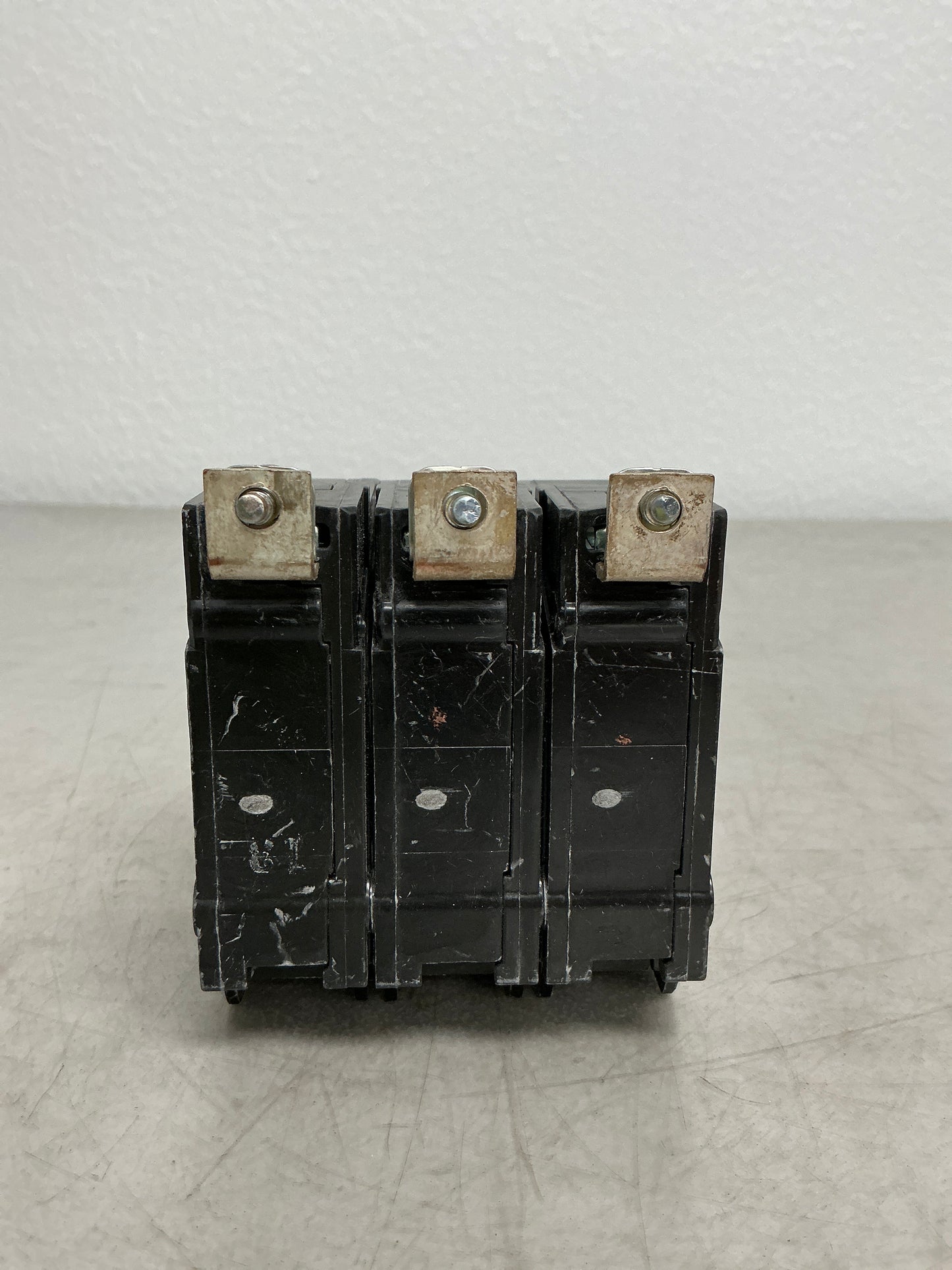 Used THQB32050 3 Pole, 50 Amps, 240 Volts