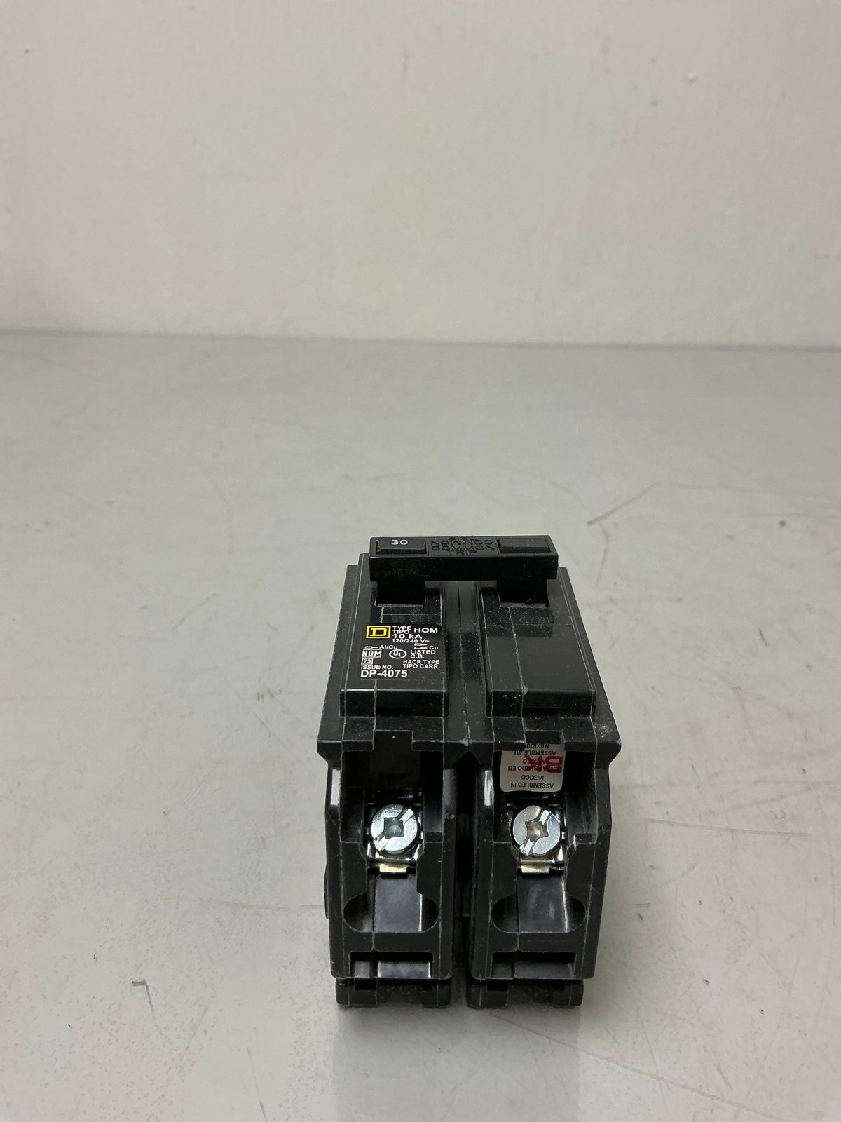 New Square D HOM230 2 Pole, 30 Amps, 240 Volts Circuit Breaker