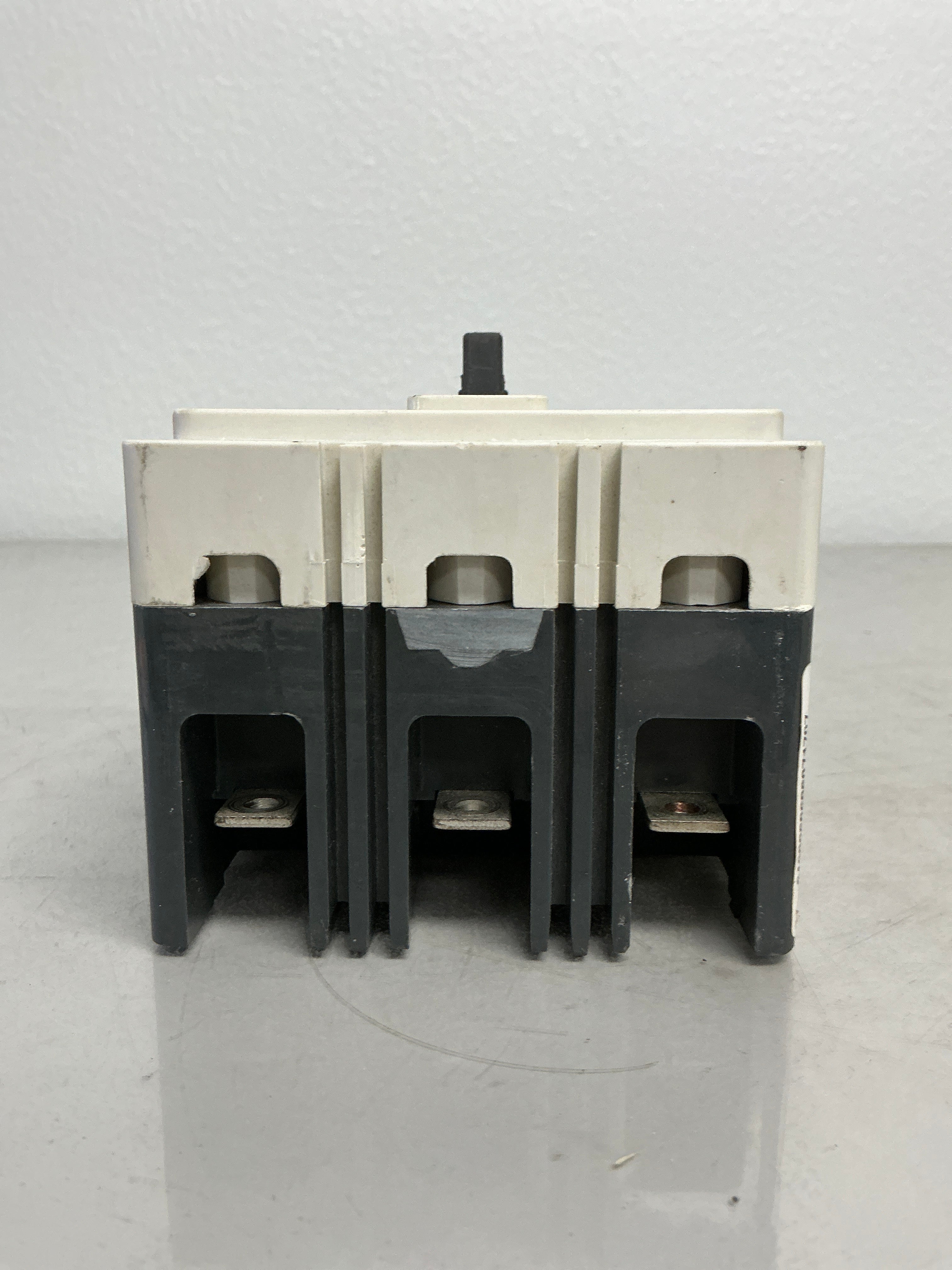 New HFD3110 3 Poles, 110 Amps, 600 Volts