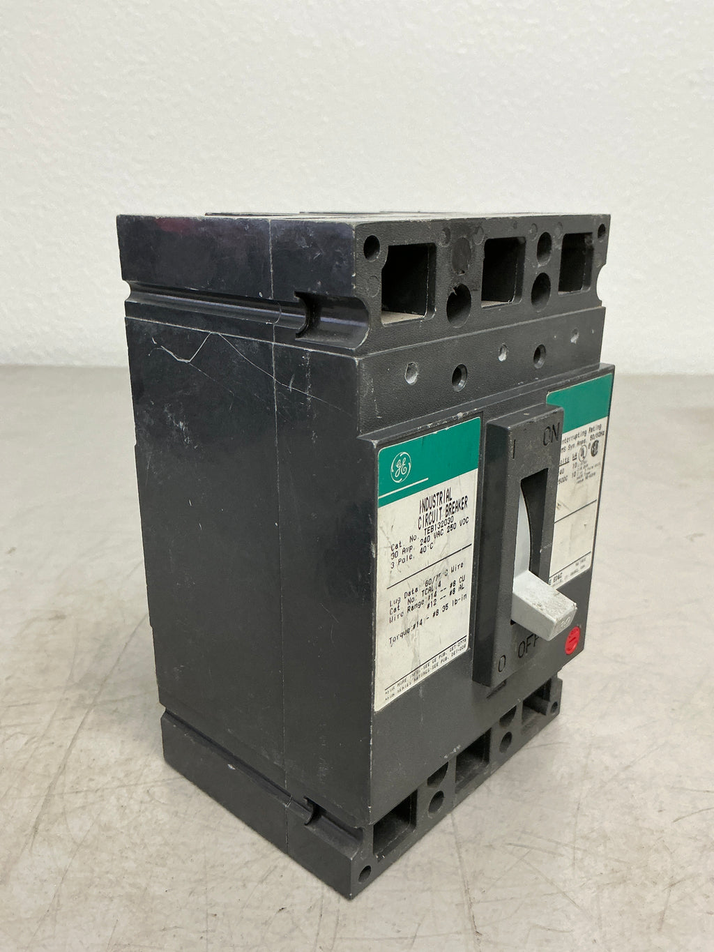 Used TEB132030 3 Pole, 30 Amps, 240 Volts Circuit Breaker