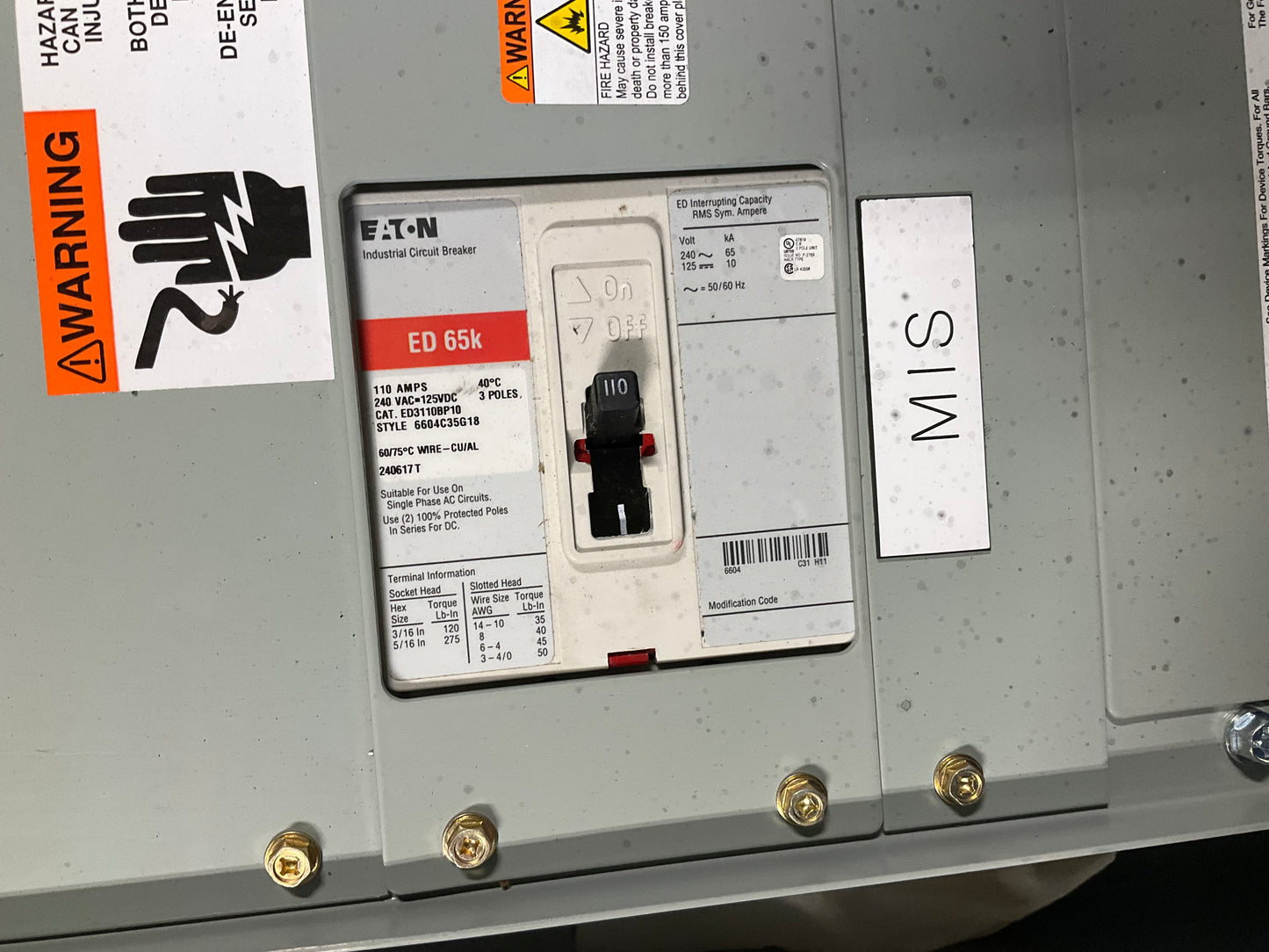 New Eaton Panelboard 225 Amp MDP 208/120 Volt (item#p19)