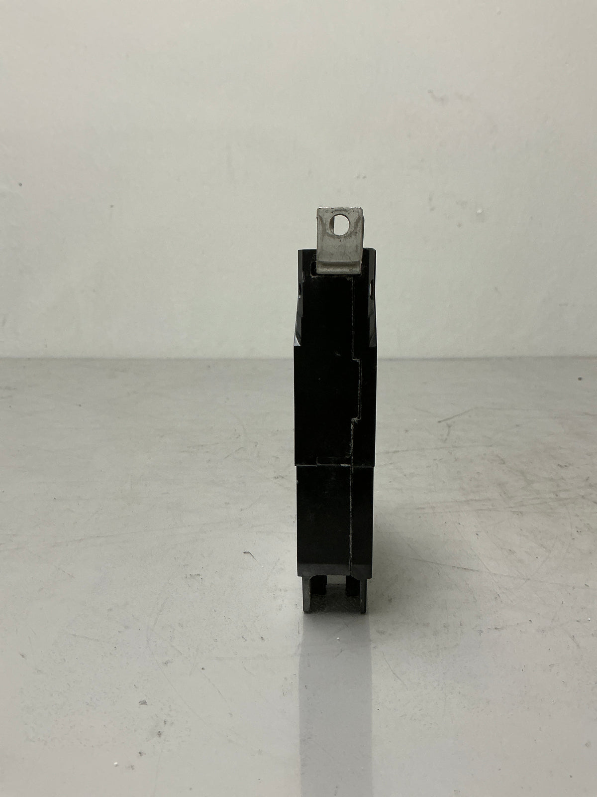 Used ABB TEY120 1 Pole, 20 Amps, 120 Volts Circuit Breaker